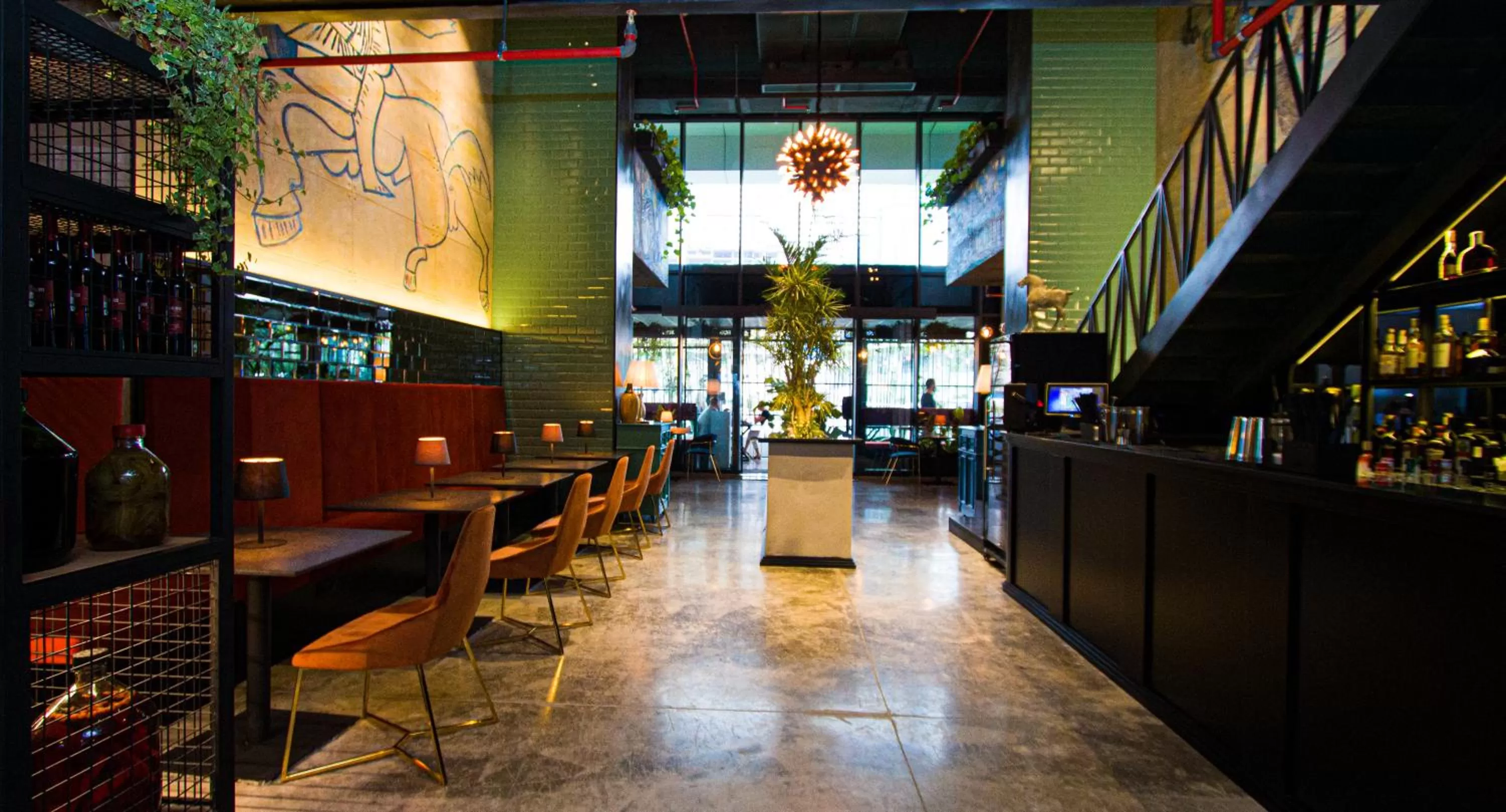 Restaurant/places to eat in Alliance Palace Batumi