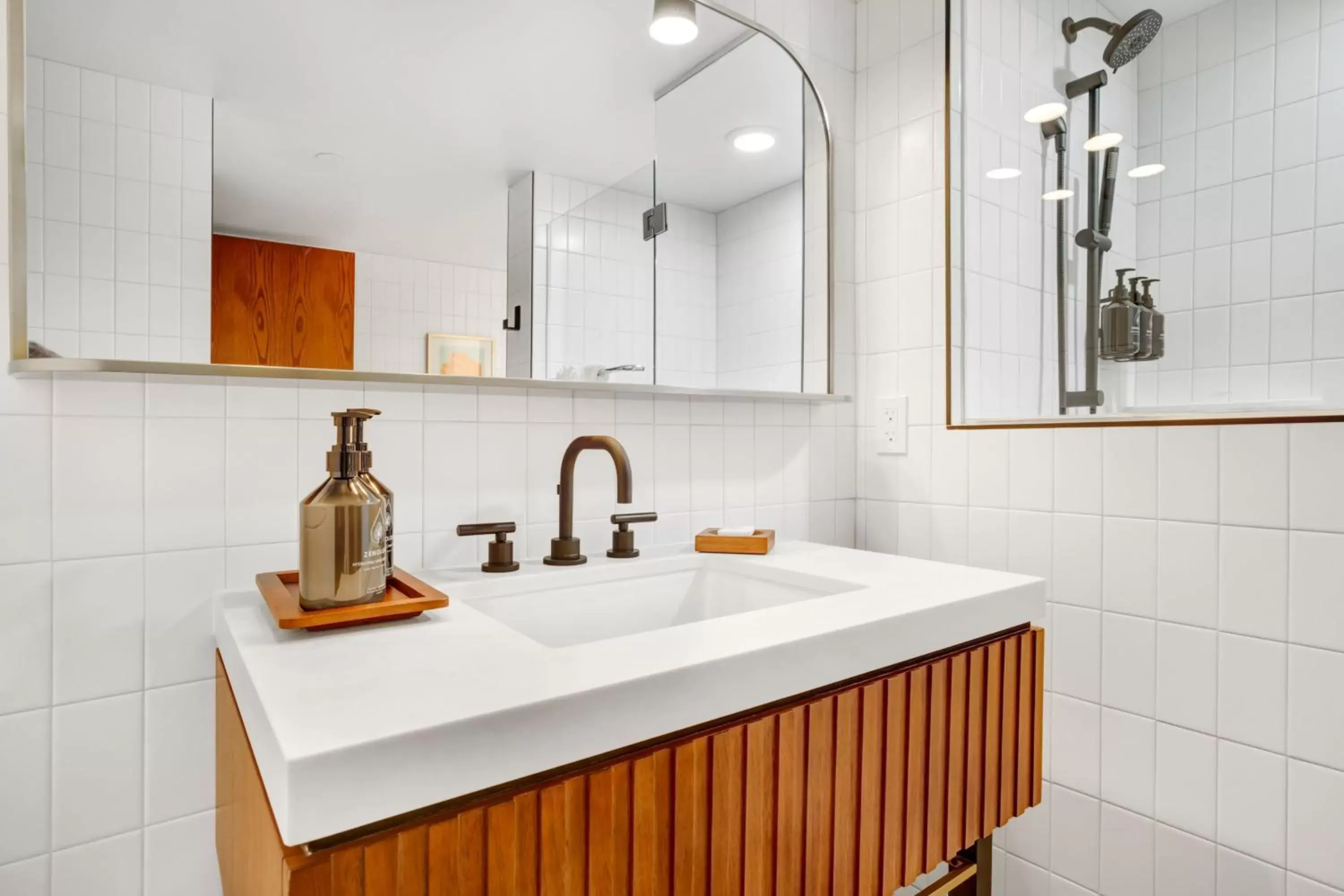 One-Bedroom King Suite - Mobility Accessible in Hotel Indigo - Minneapolis Downtown, an IHG Hotel One-Bedroom King Suite - Mobility Accessible in Hotel Indigo - Minneapolis Downtown, an IHG Hotel