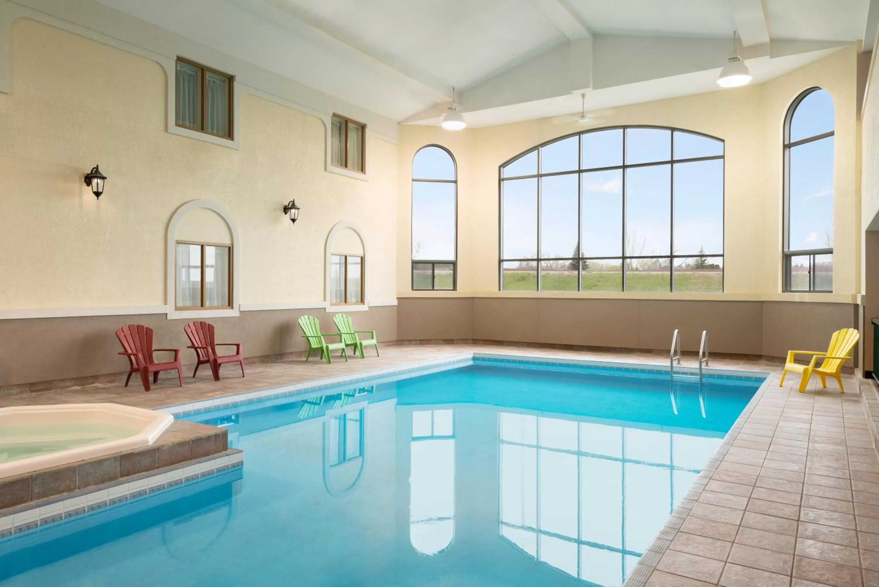 Swimming pool in Days Inn by Wyndham Swift Current