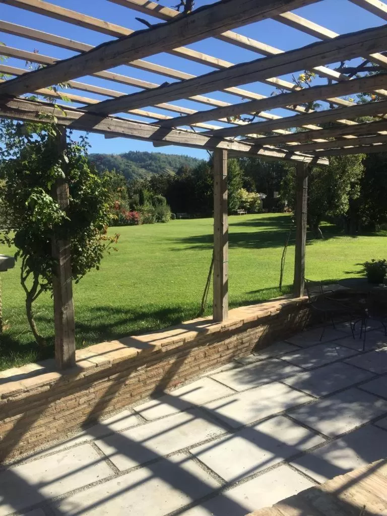 Garden view in La Pergola B&B