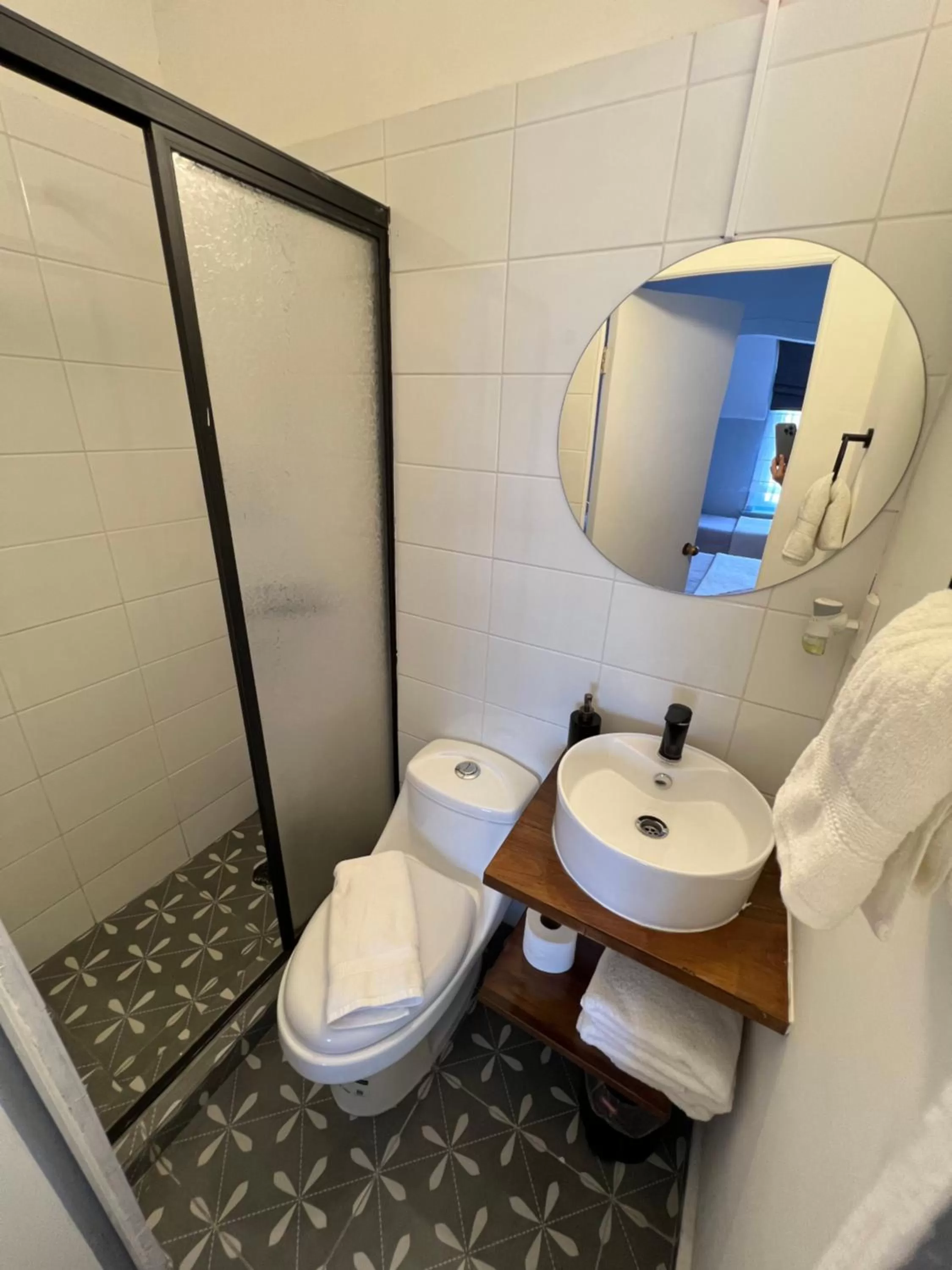 Bathroom in Hotel Florencia