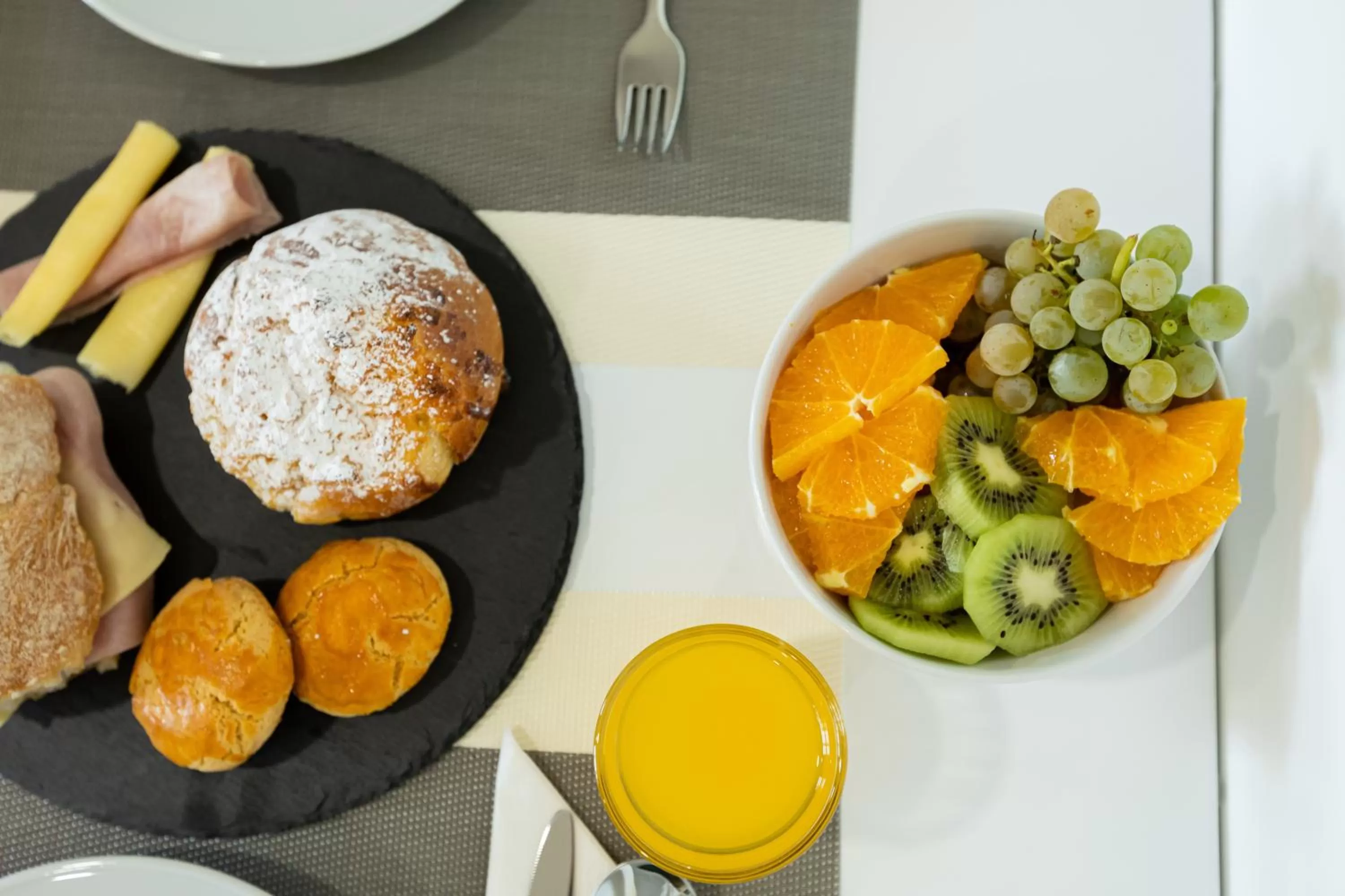 Food and drinks in Porto D'Abrigo - Alojamento Local