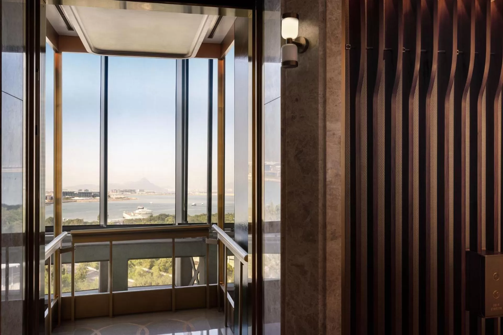 Area and facilities in The Silveri Hotel Hong Kong - MGallery Collection