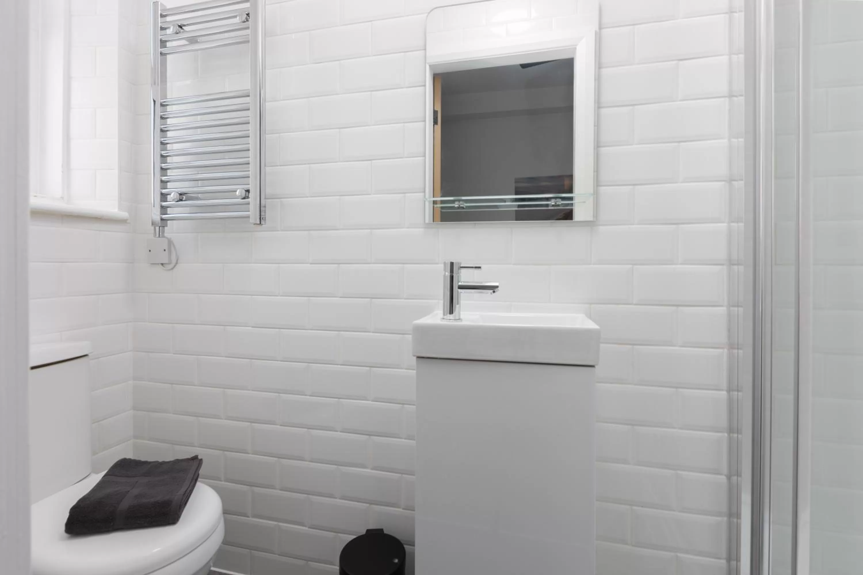 Bathroom in Charles Alexander Short Stay - TheWestern Blackpool