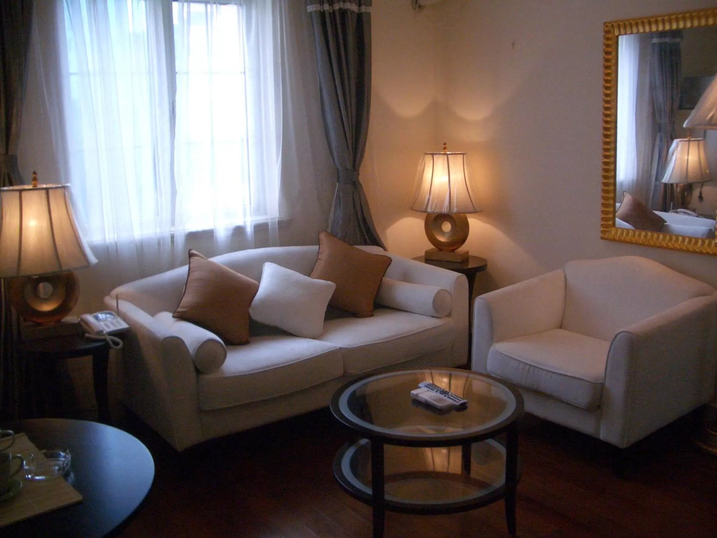 Living room in Ladoll Service Apartments