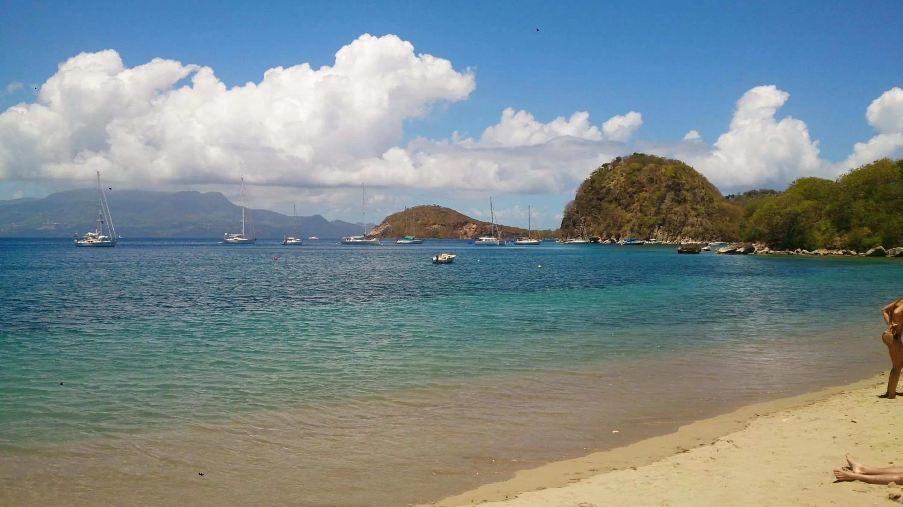 Day in Hôtel Bois Joli