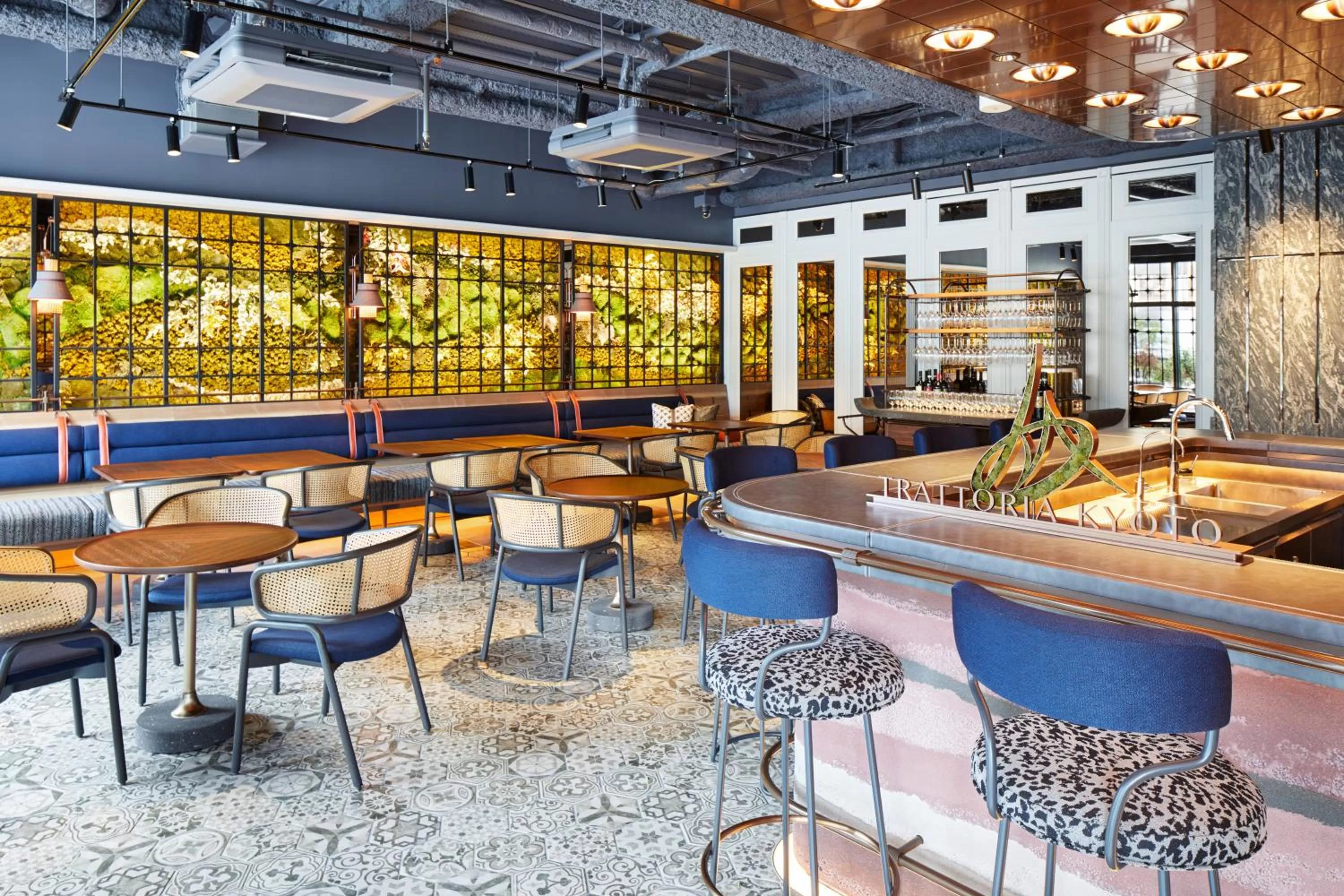 Restaurant/places to eat in Mercure Kyoto Station