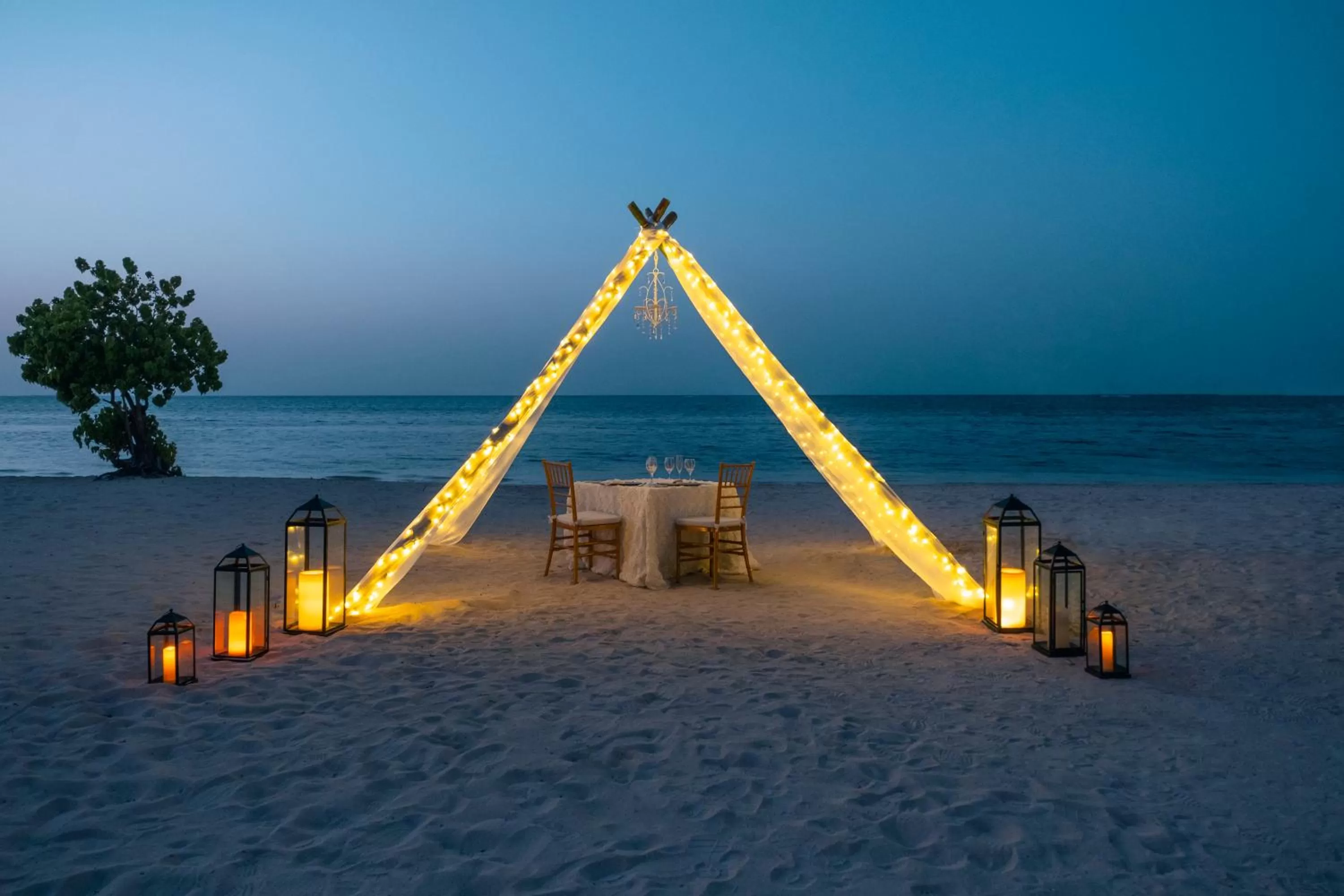 Dinner in Iberostar Waves Rose Hall Beach - All Inclusive