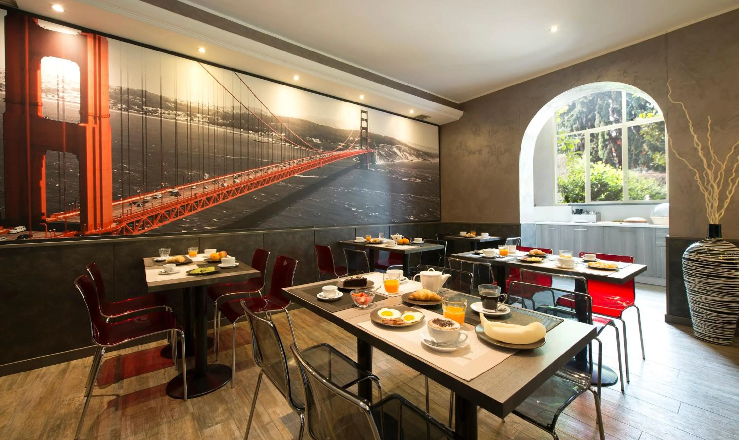 Food and drinks in Hotel San Francisco