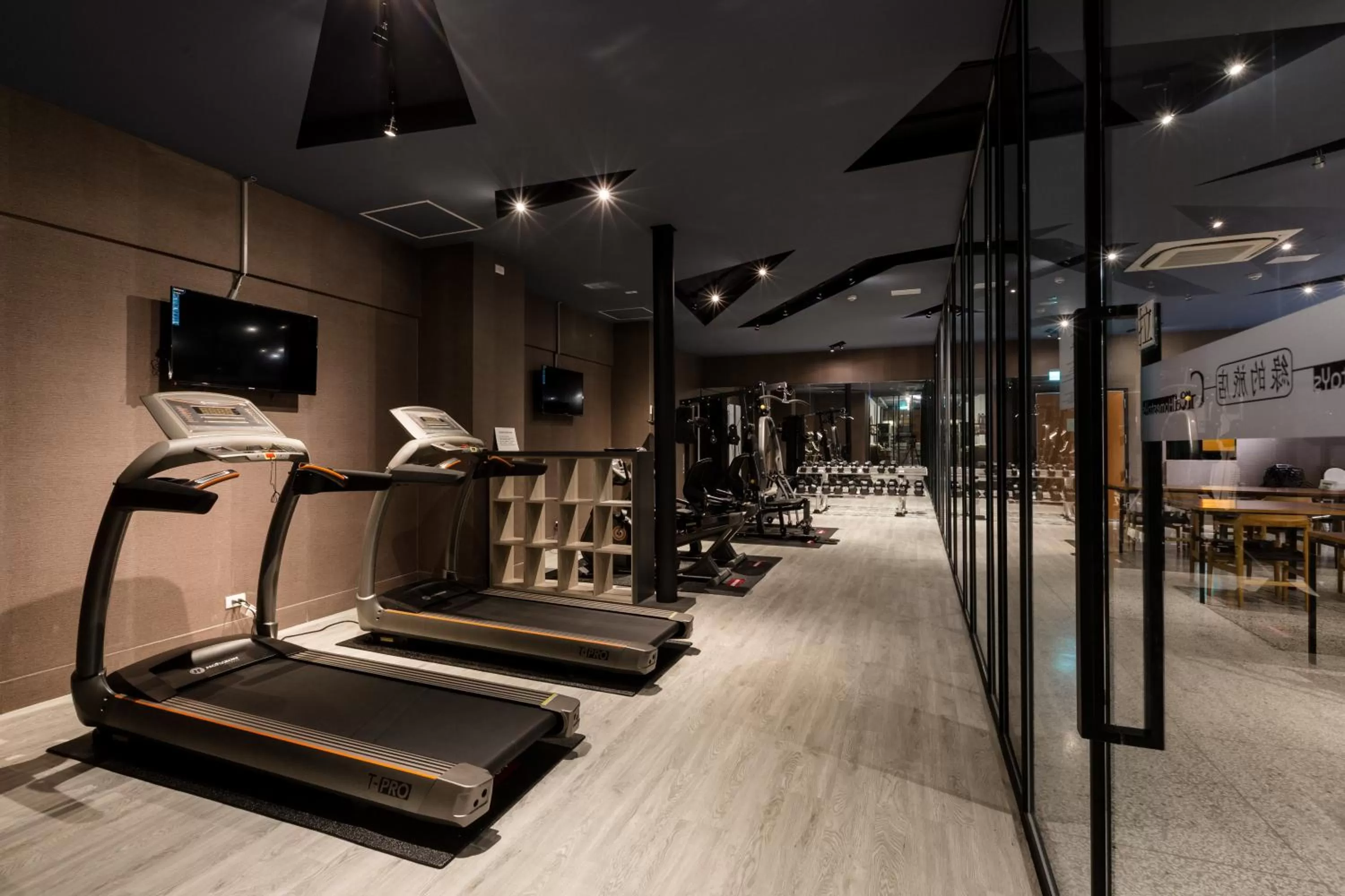 Fitness centre/facilities in Green Hotel