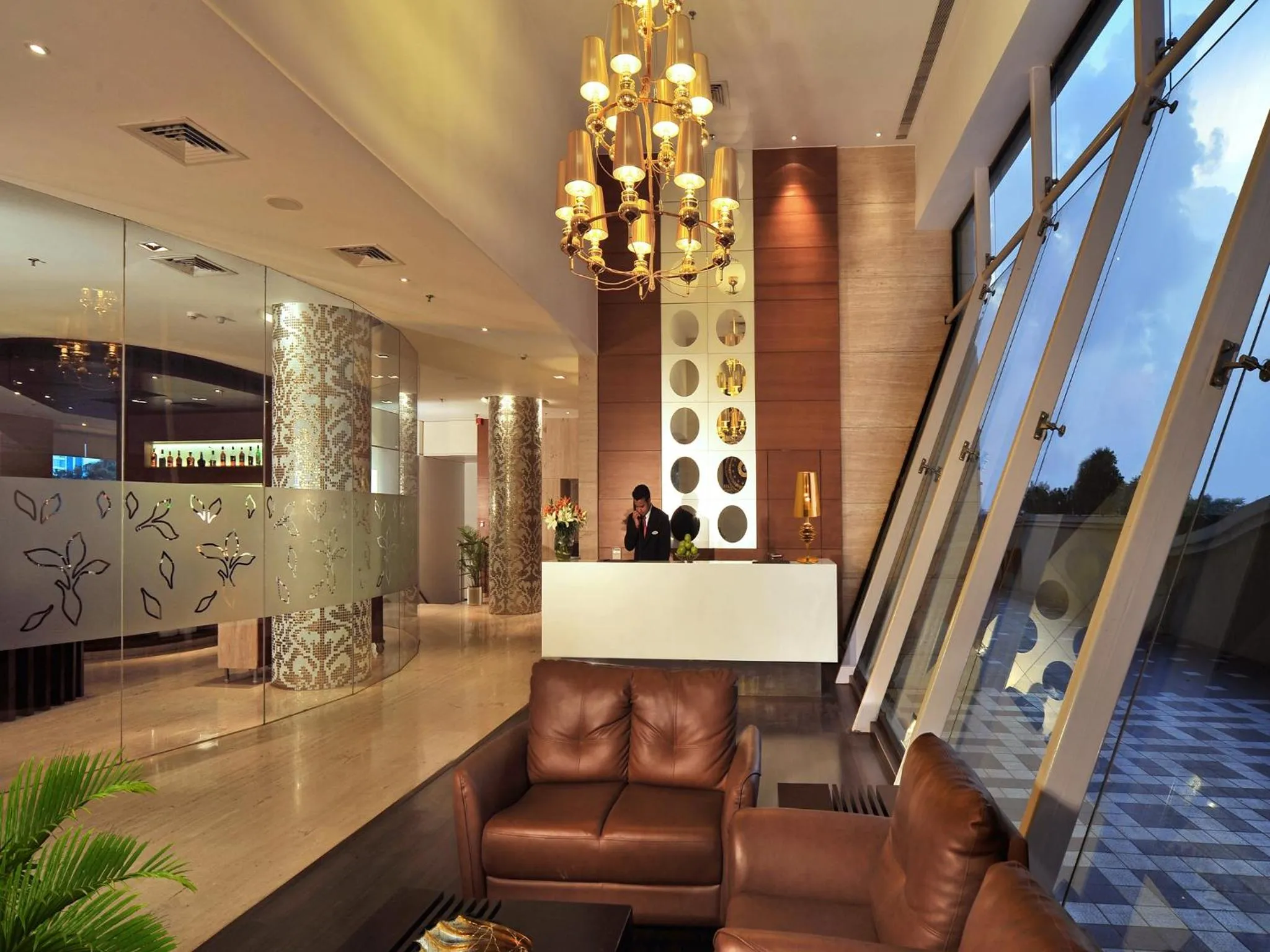 Lobby or reception in Majestic Court Sarovar Portico
