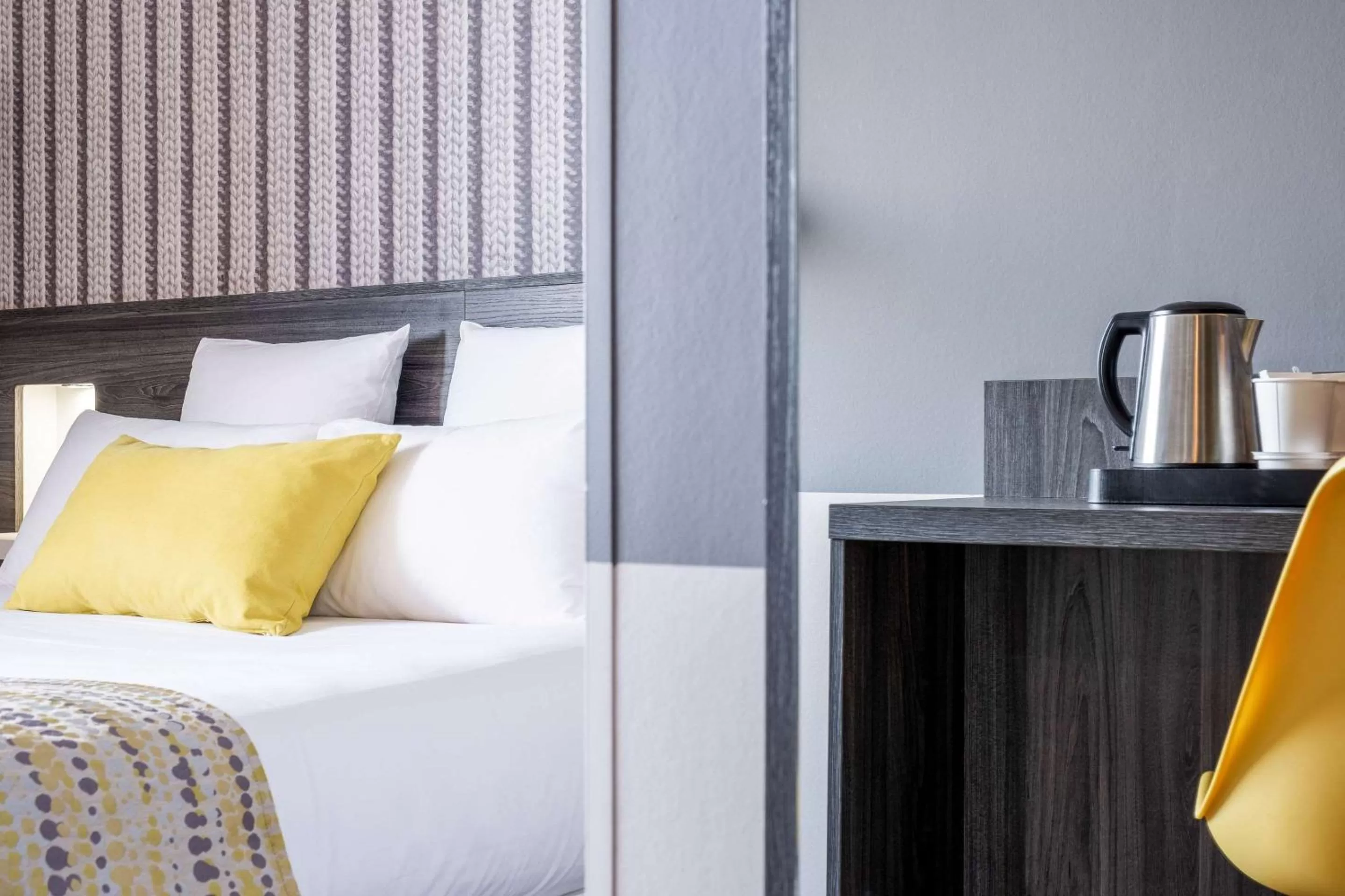 Photo of the whole room, Bed in Best Western Hôtel Agen Le Passage, Agen Sud