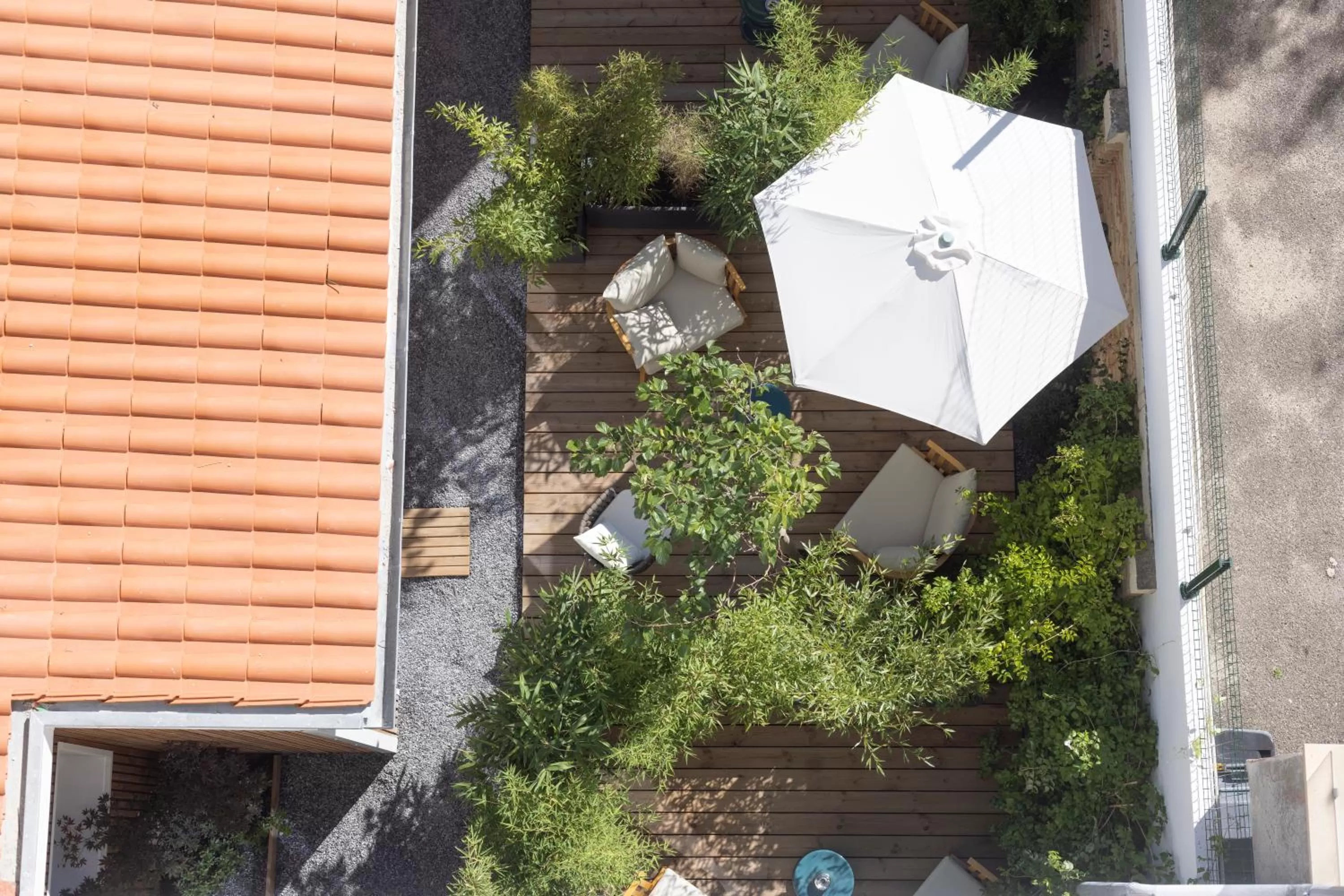 Patio in Urban Style Victoria Boutique Hotel