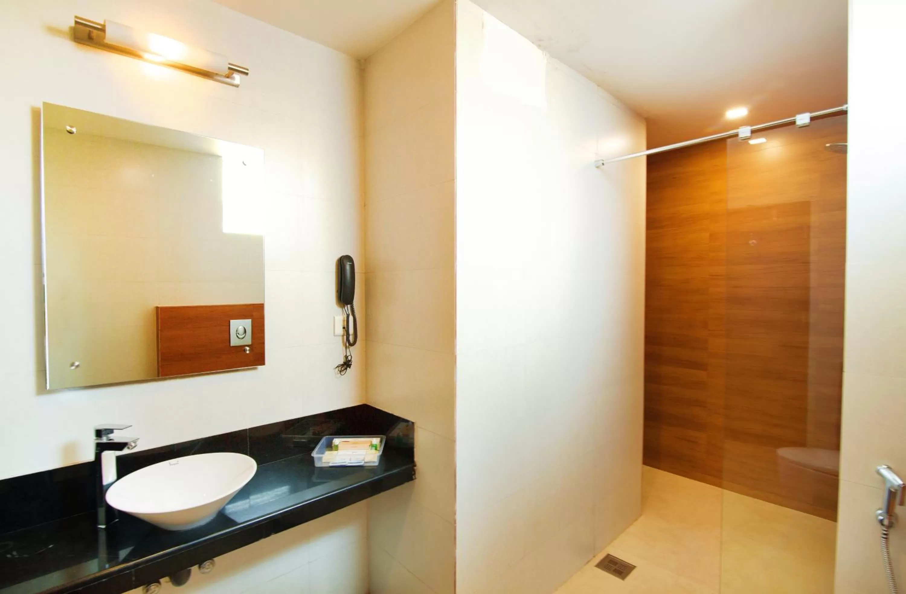 Bathroom in Royal Omars