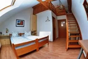 Photo of the whole room, Bed in Gasthof Linde