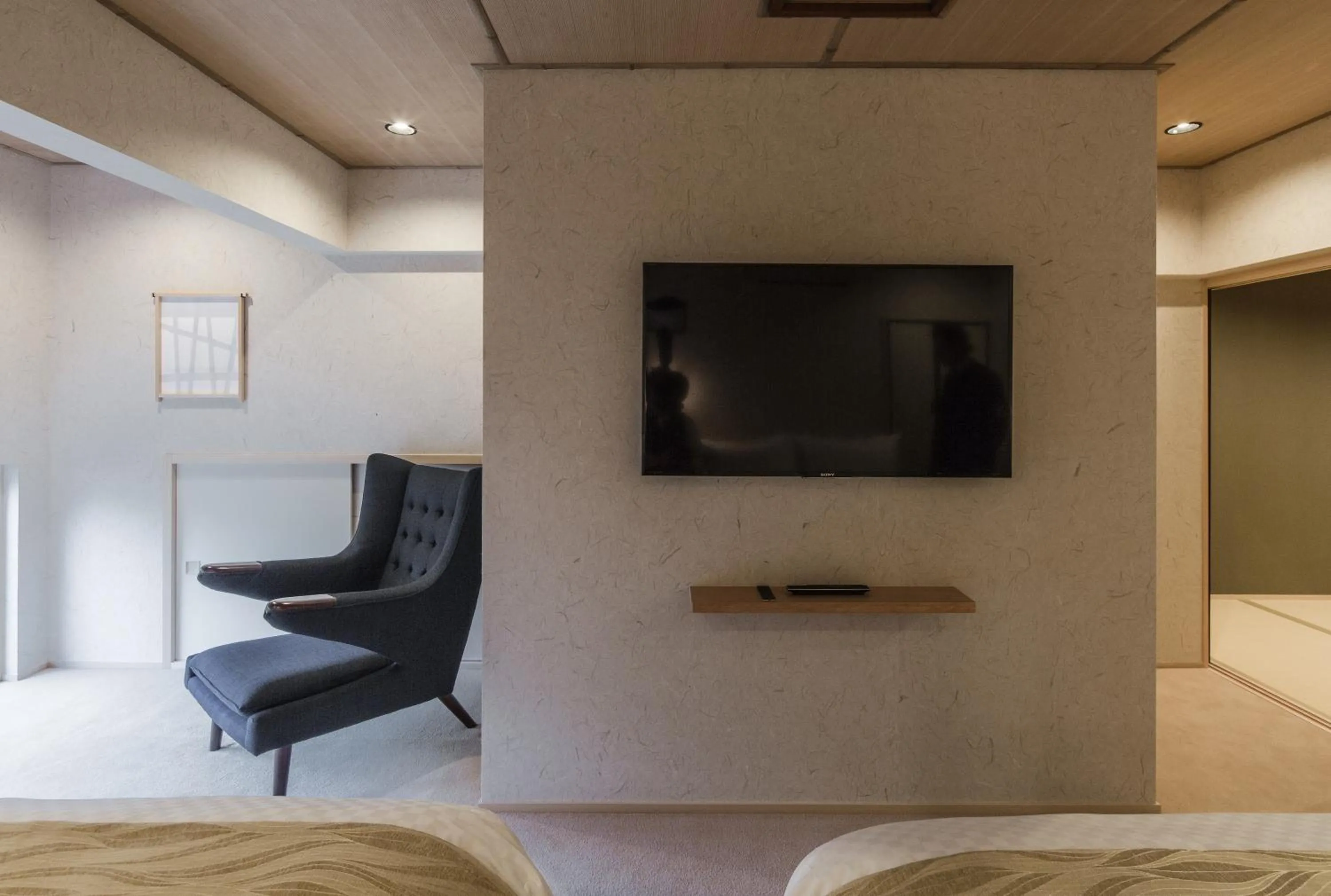 Seating area in Kyoto Nanzenji Ryokan Yachiyo Established in 1915