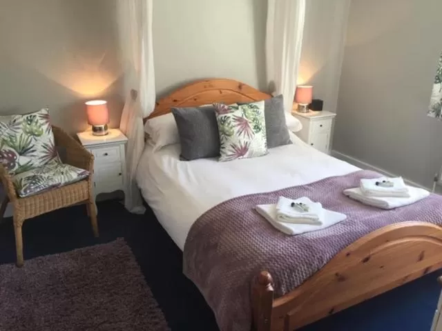 Bedroom in The Lamb Inn