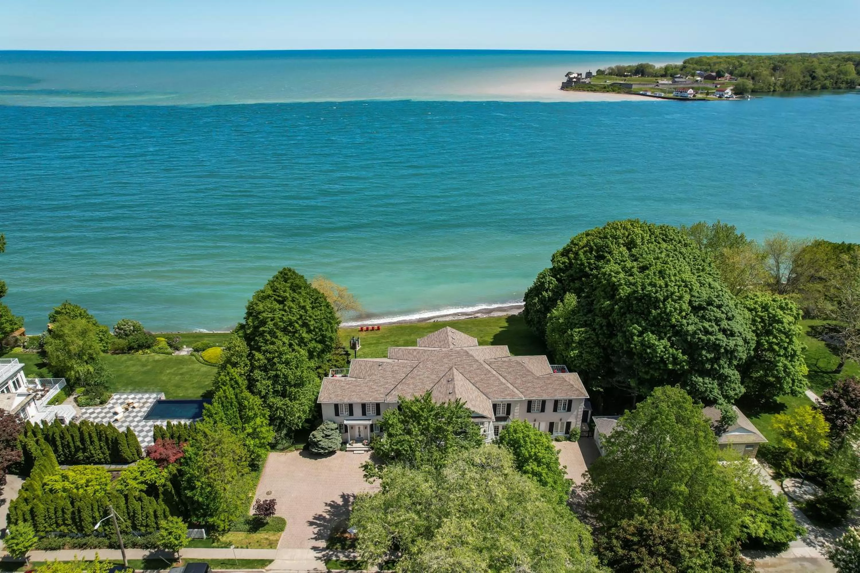 Property building in Somerset - A Private Retreat