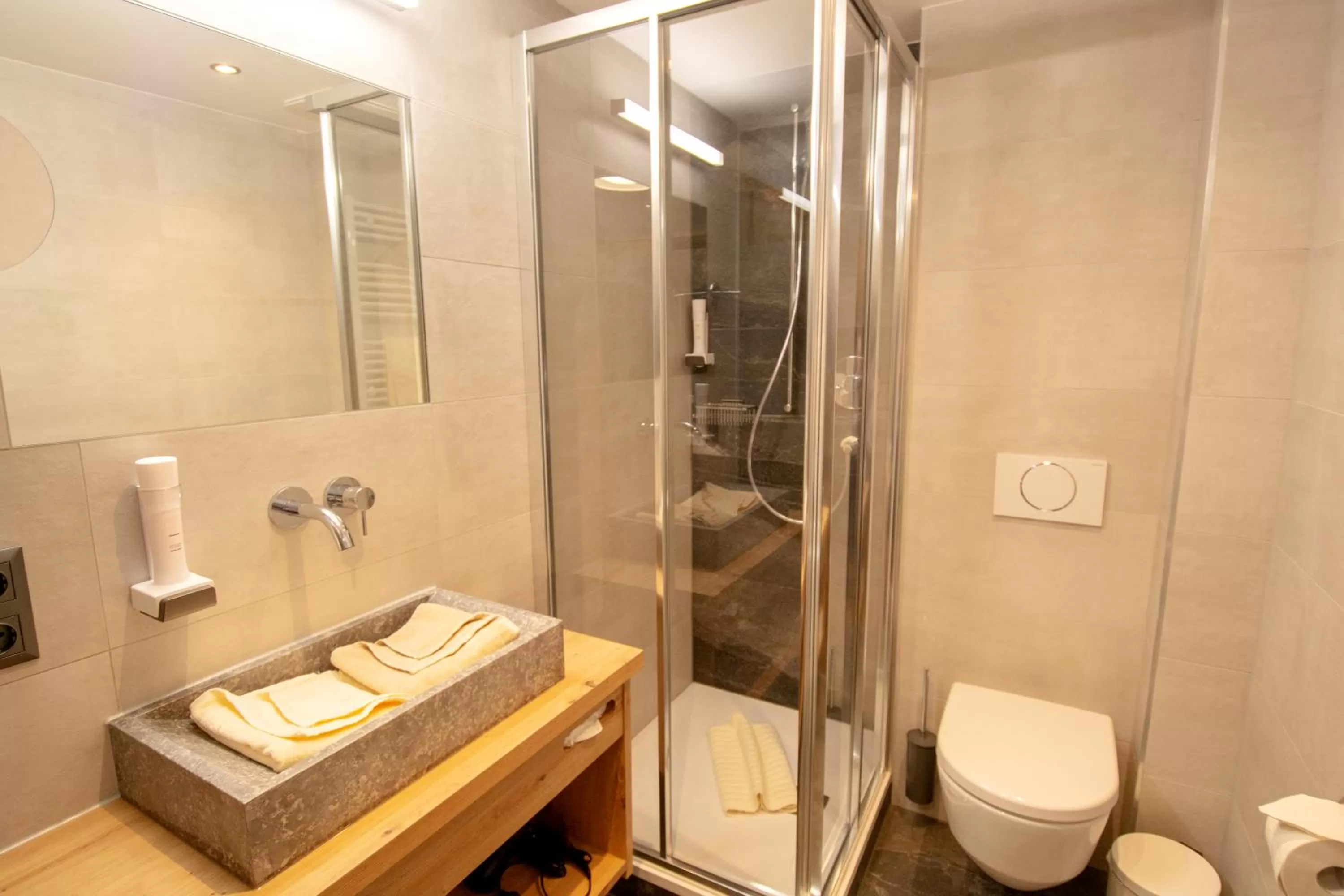 Deluxe Room in Hotel zum Urviech -Erwachsenenhotel-