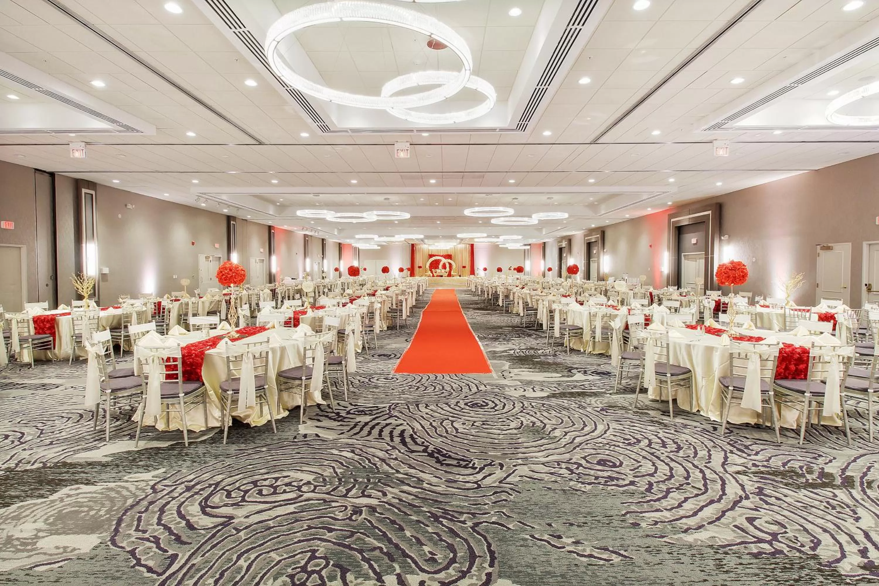 Banquet/Function facilities in Holiday Inn Chicago Nw Crystal Lk Conv Ctr by IHG
