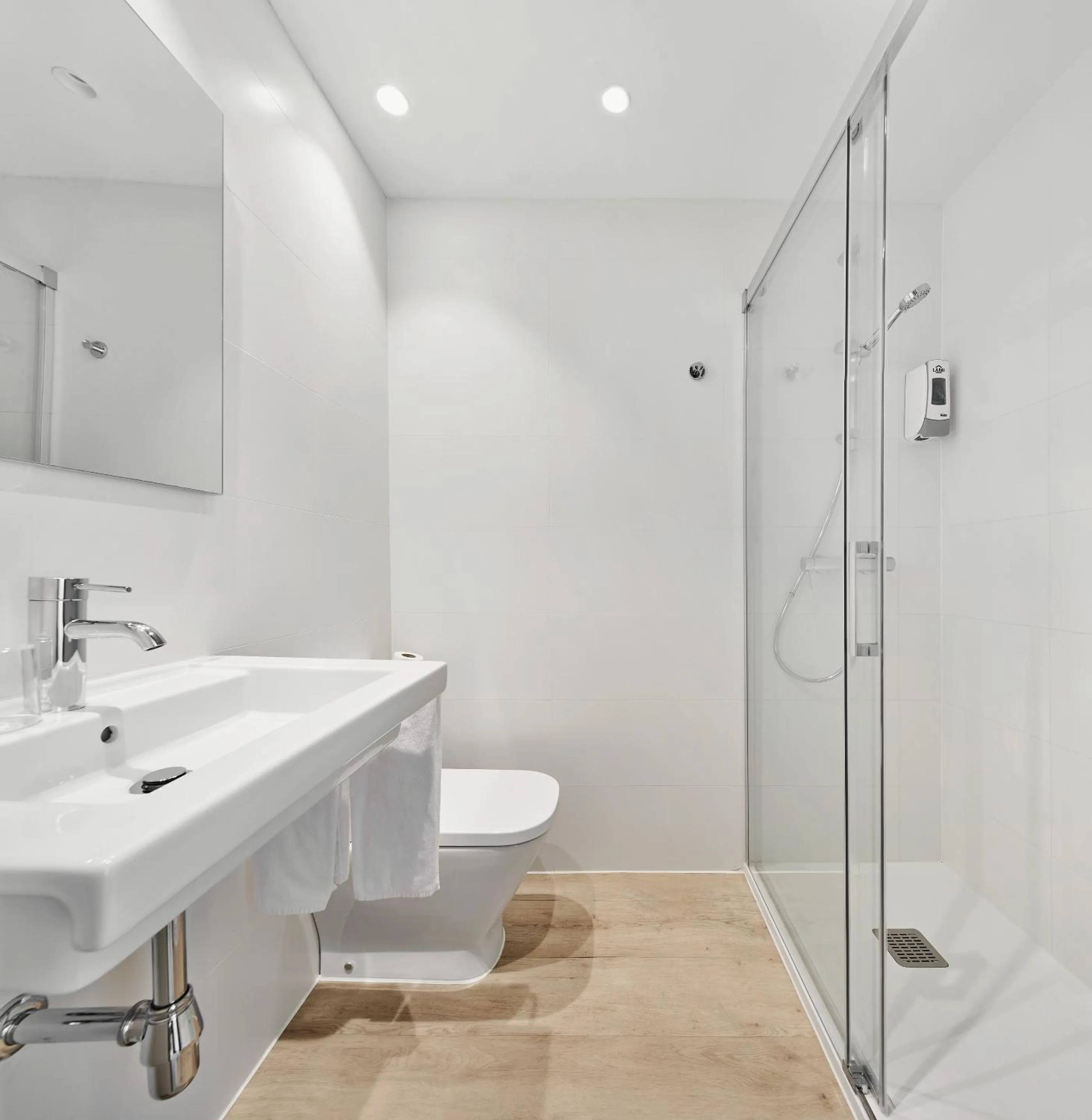 Bathroom in Hostal Lami