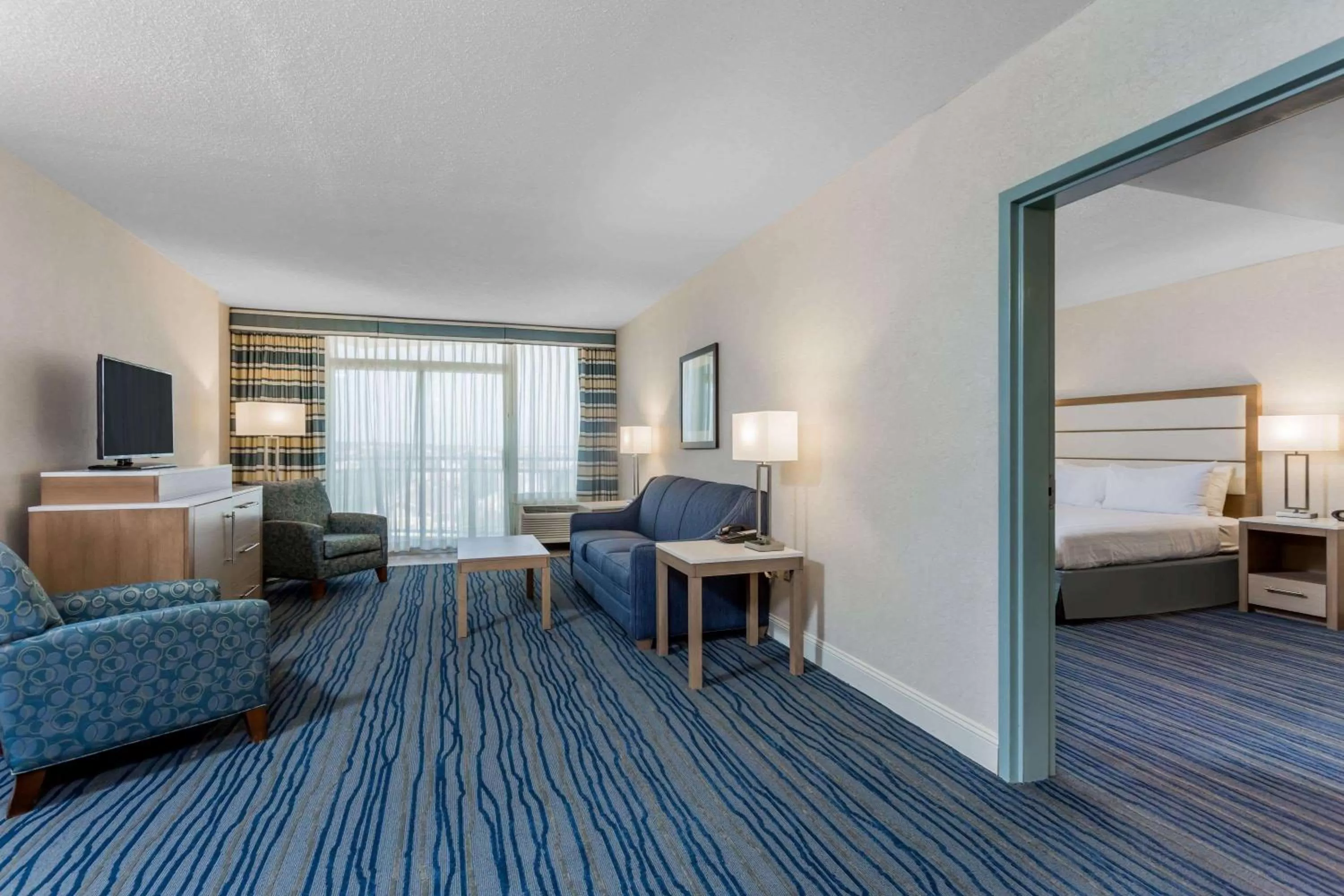 Photo of the whole room, Bed in Wyndham Virginia Beach Oceanfront