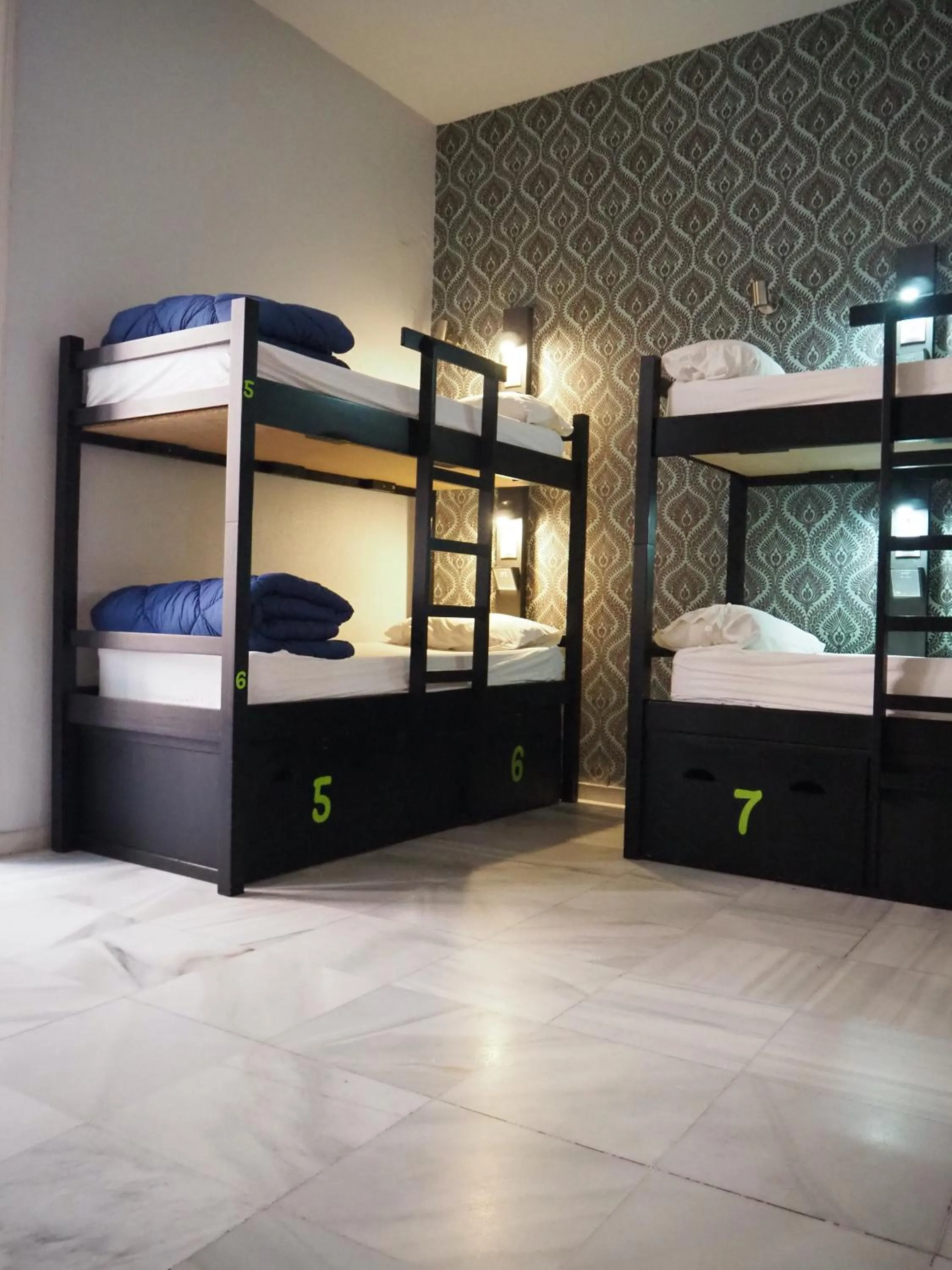 bunk bed, Bed in JOY Plaza de Armas