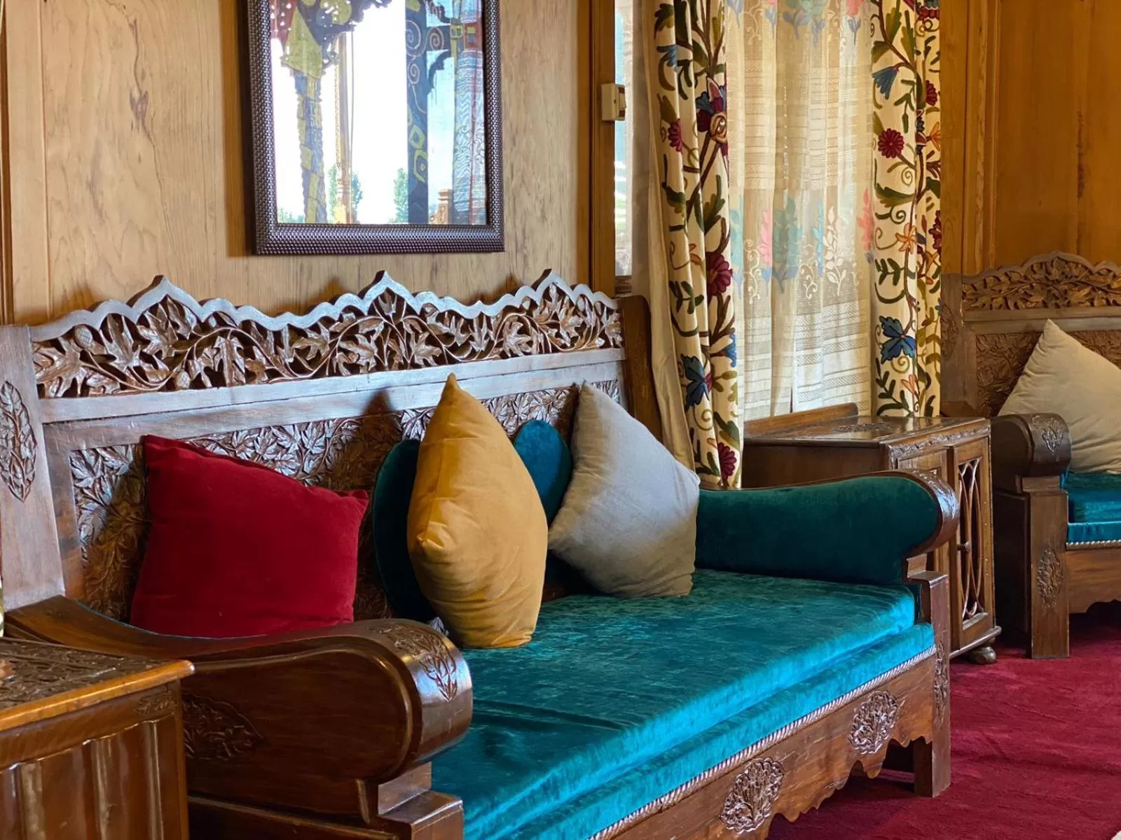 Bed, Seating Area in Nazneen Group Of Houseboats