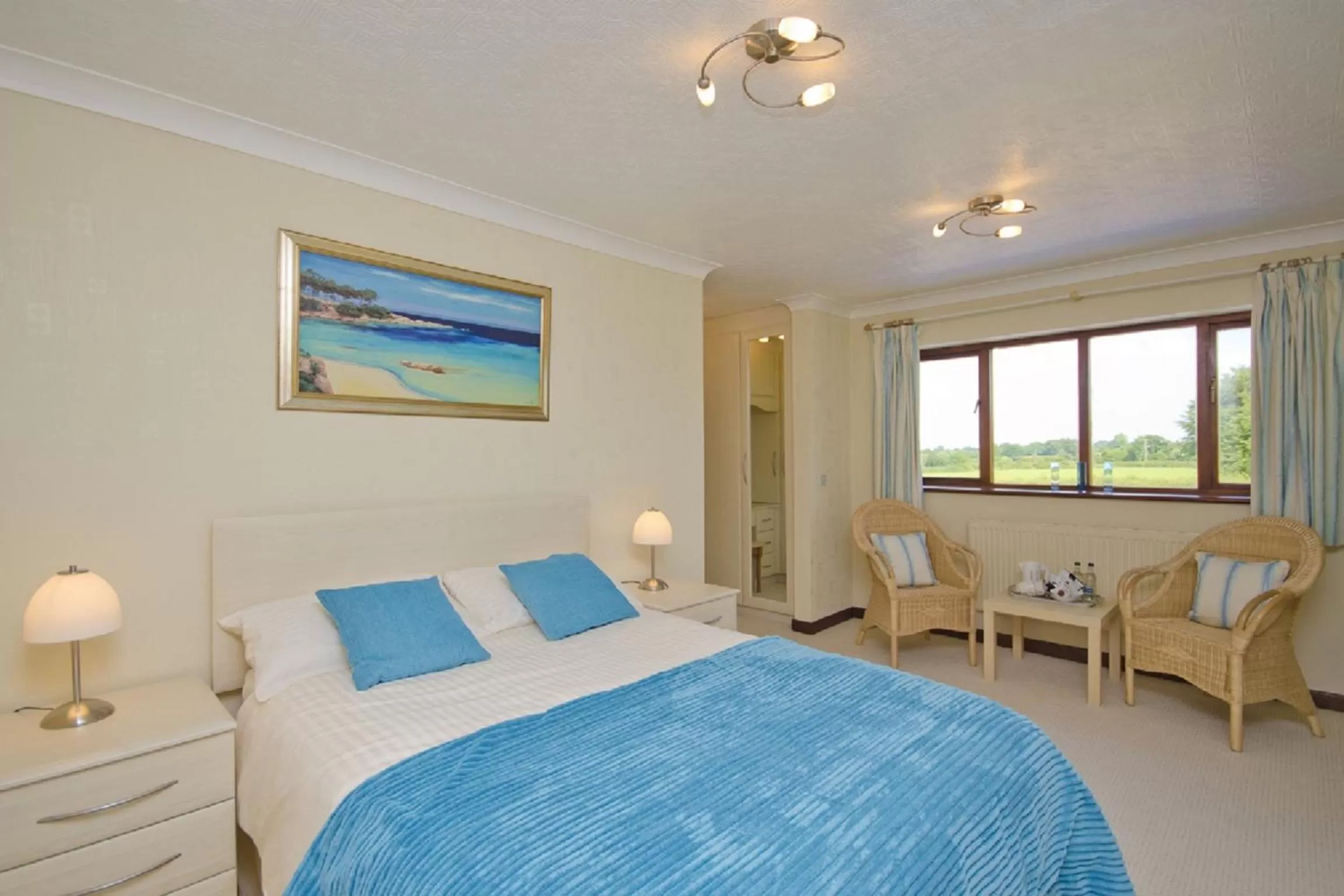 Bedroom, Bed in Tall Trees