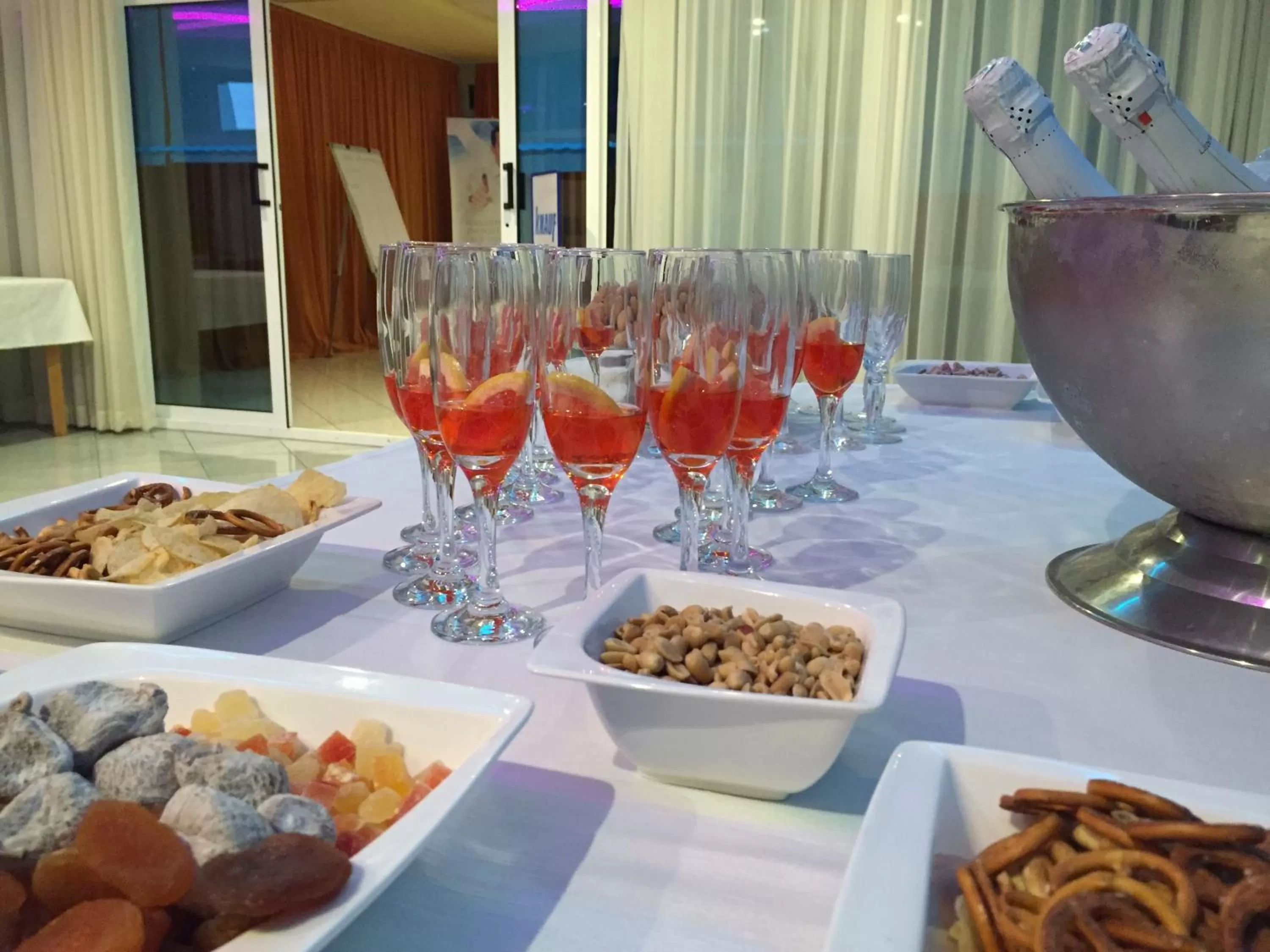 Restaurant/places to eat in Hotel Panorama