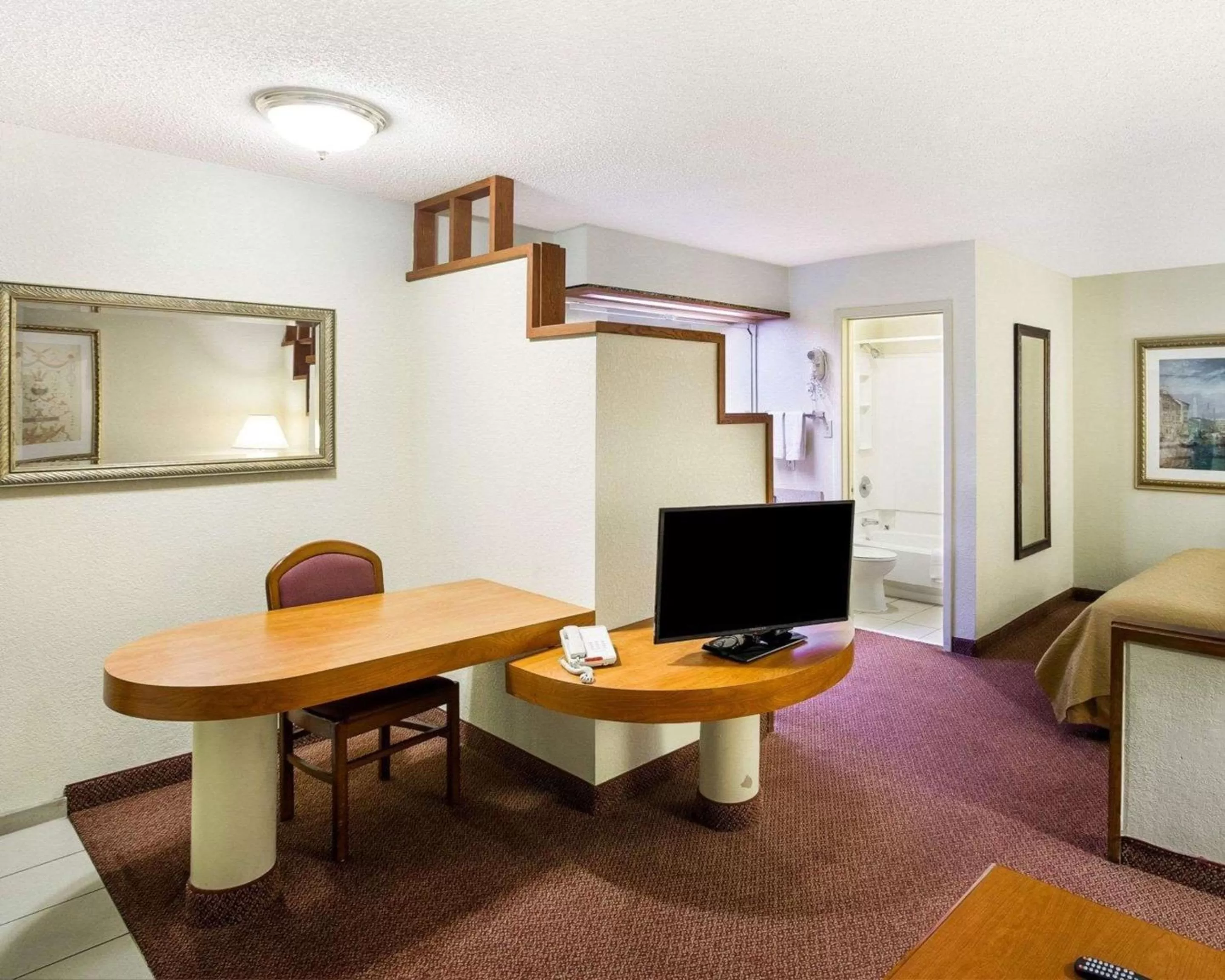 Photo of the whole room in Rodeway Inn & Suites South of Fiesta Park