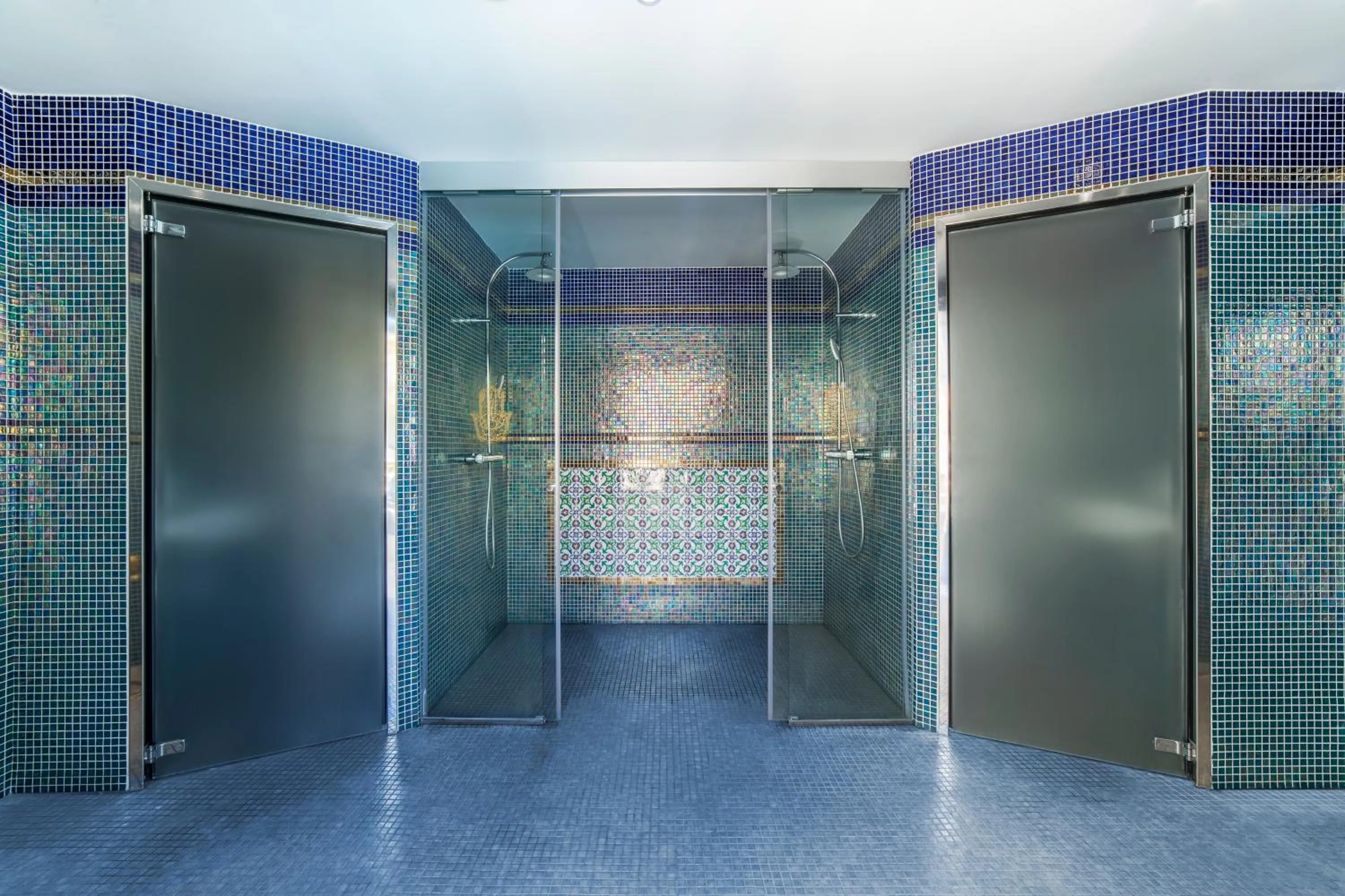 Public Bath in Essence Hotel Boutique