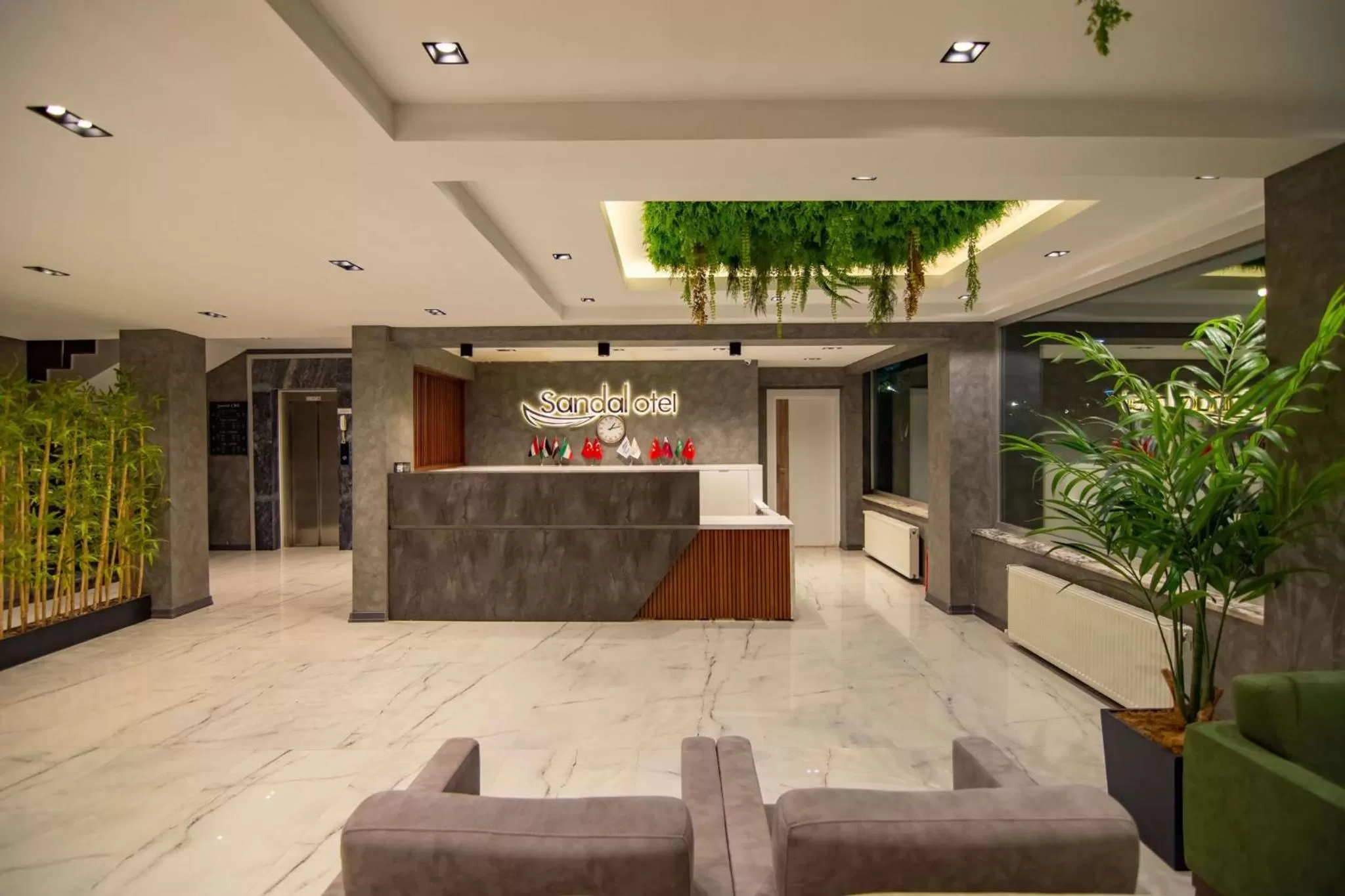 Lobby/Reception in Sandal Otel