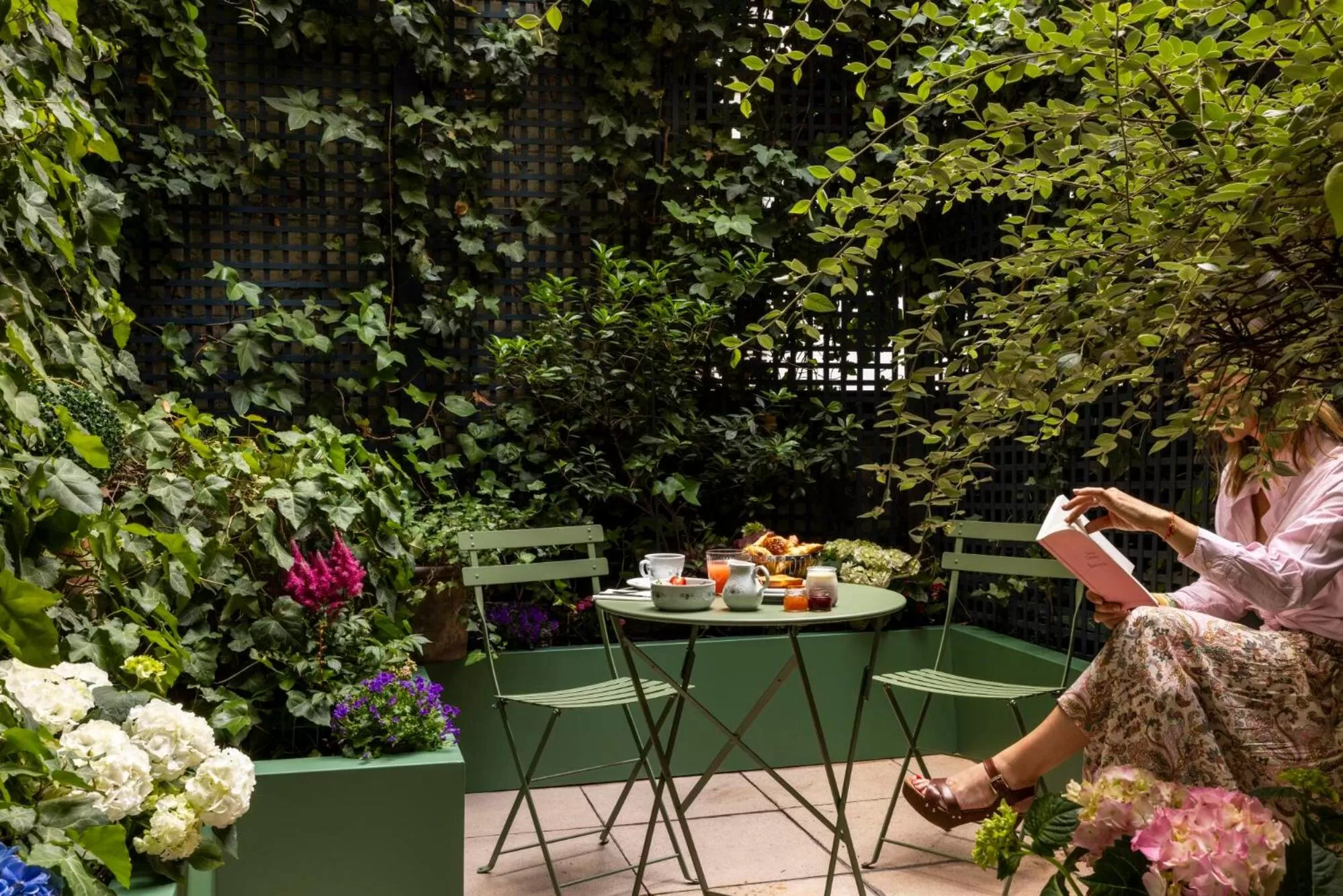 Breakfast in Hôtel Le Saint Gregoire