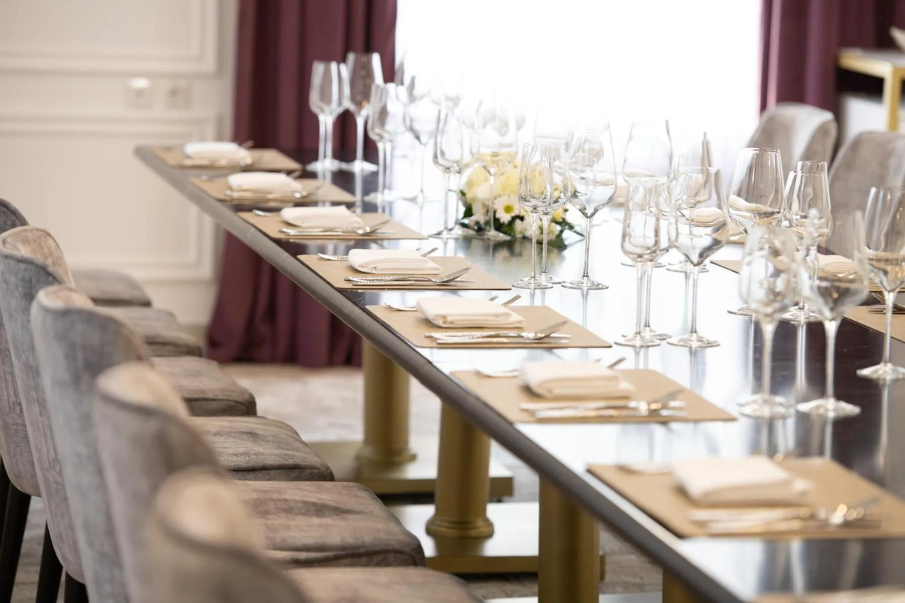 Restaurant/places to eat in LOTTE City Hotels Tashkent Palace