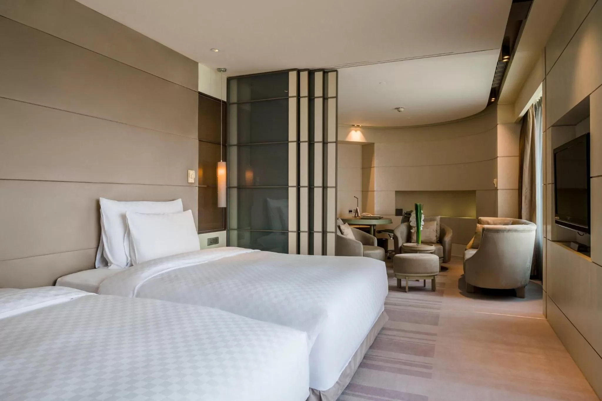 Bed in Hotel Nikko Saigon