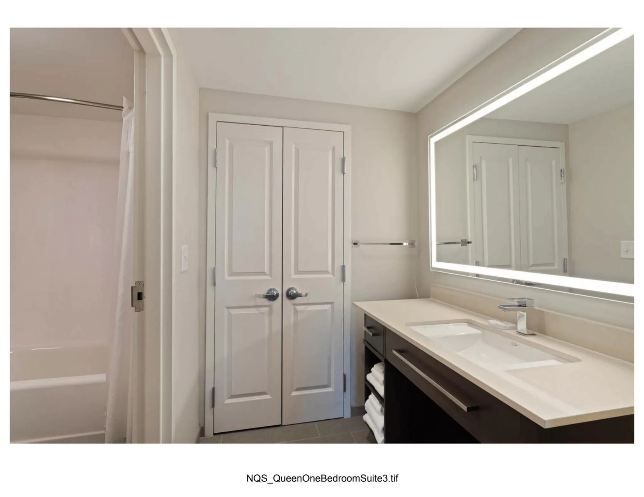 Bathroom in Homewood Suites By Hilton Panama City Beach, Fl