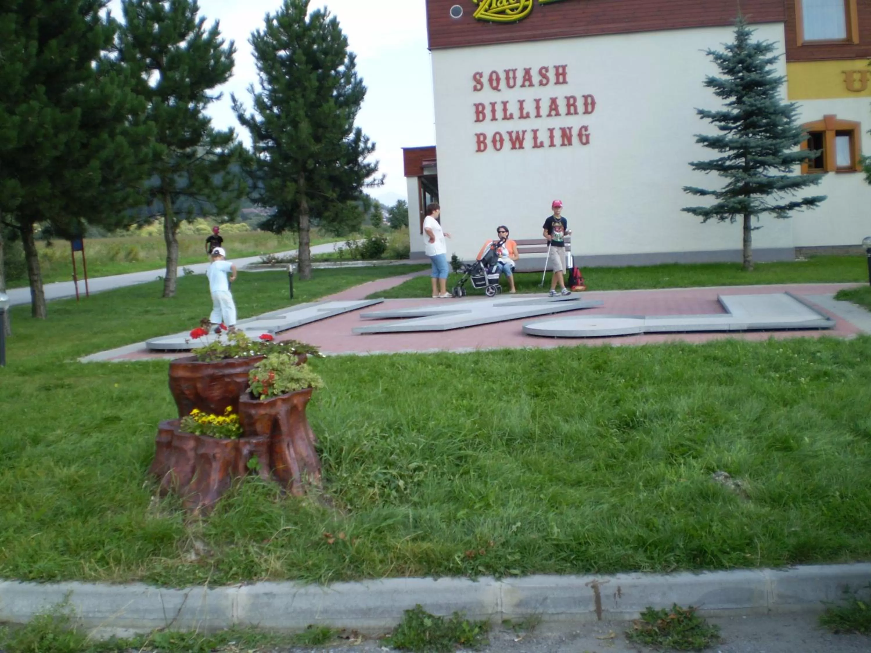 People in Motel Ranč