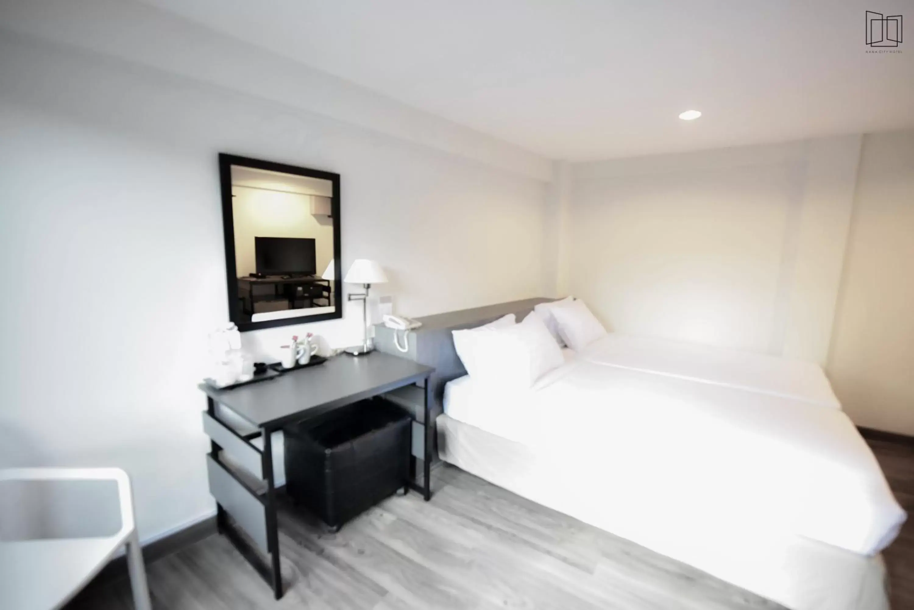 Twin Room in Nana City Hotel Twin Room in Nana City Hotel