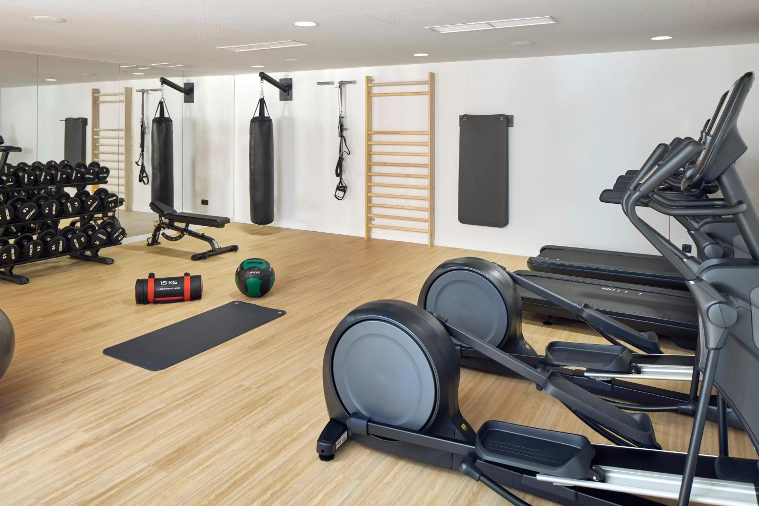 Fitness centre/facilities in INNSiDE by Meliá Barcelona Apolo