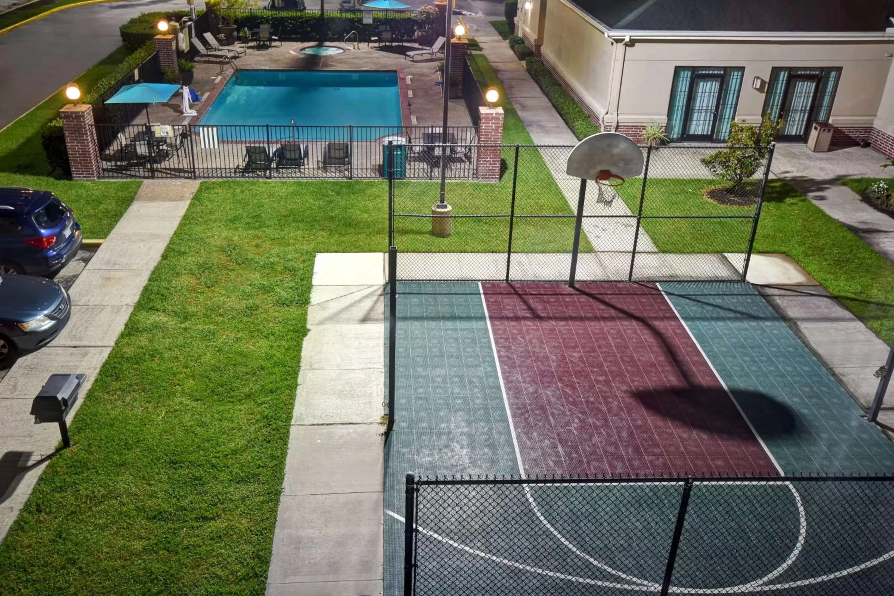 Property building in Homewood Suites By Hilton HOU Intercontinental Airport