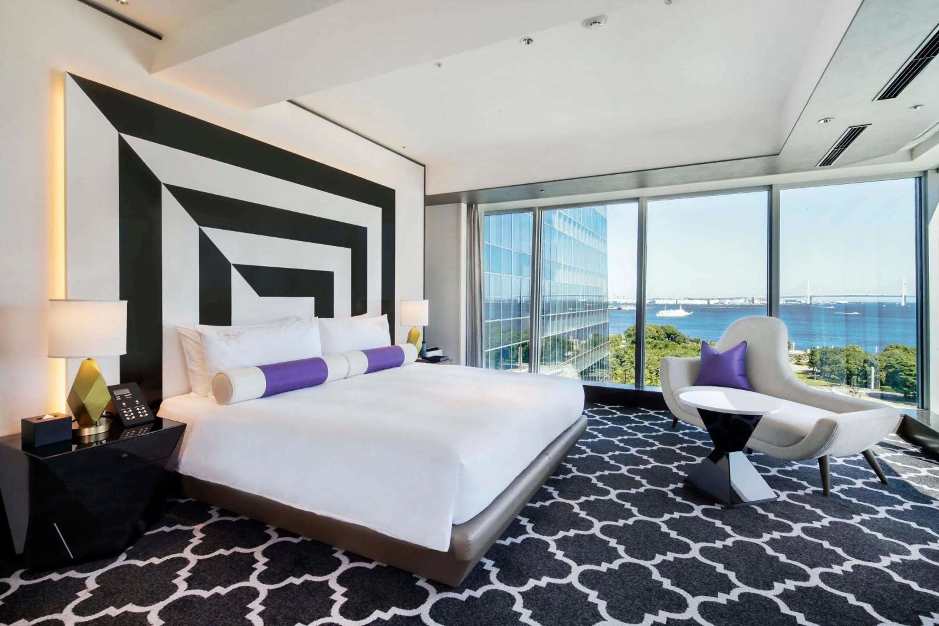 Photo of the whole room, Bed in The Kahala Hotel & Resort Yokohama