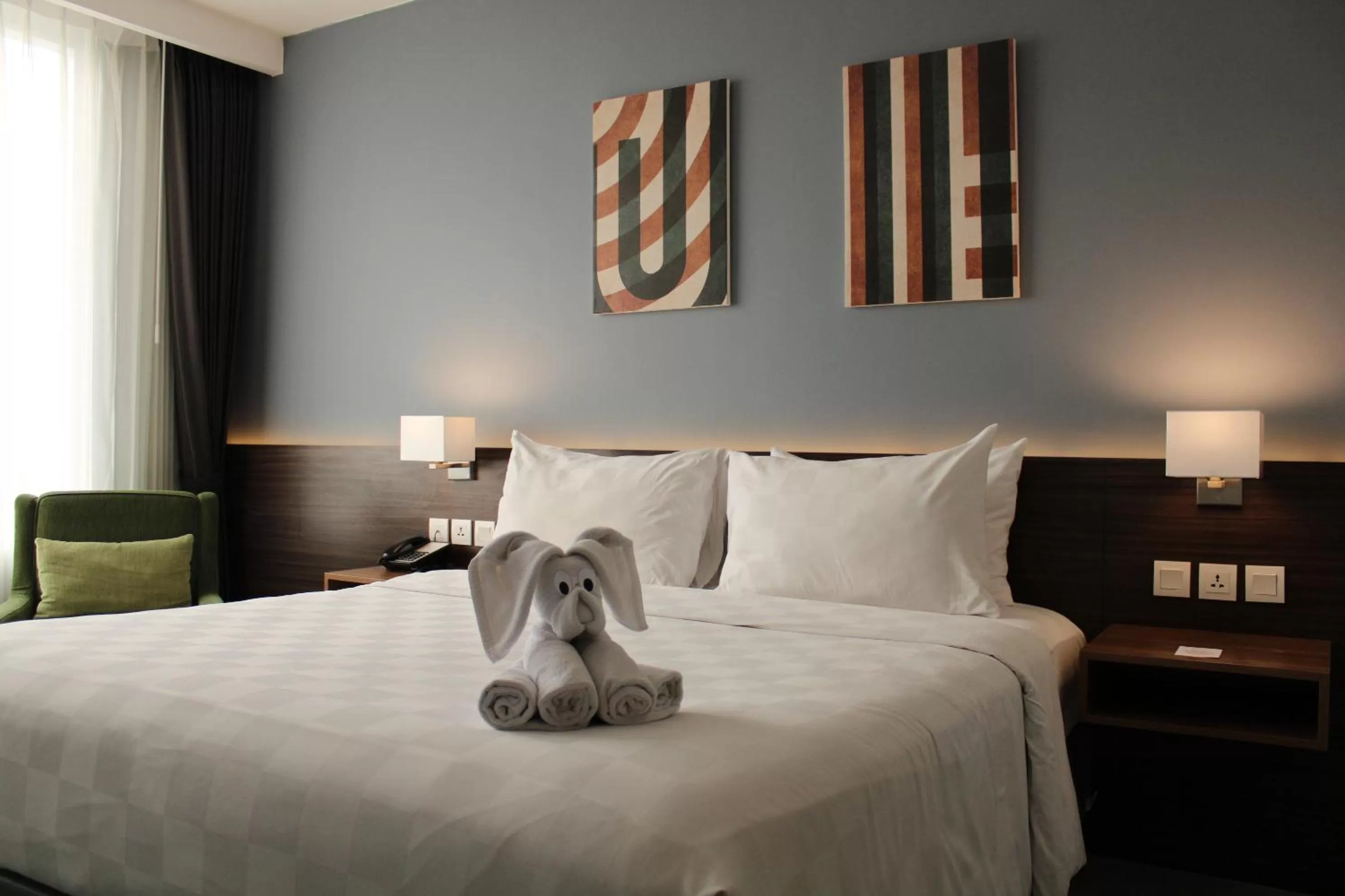 Bedroom, Bed in Swiss-Belinn Bogor