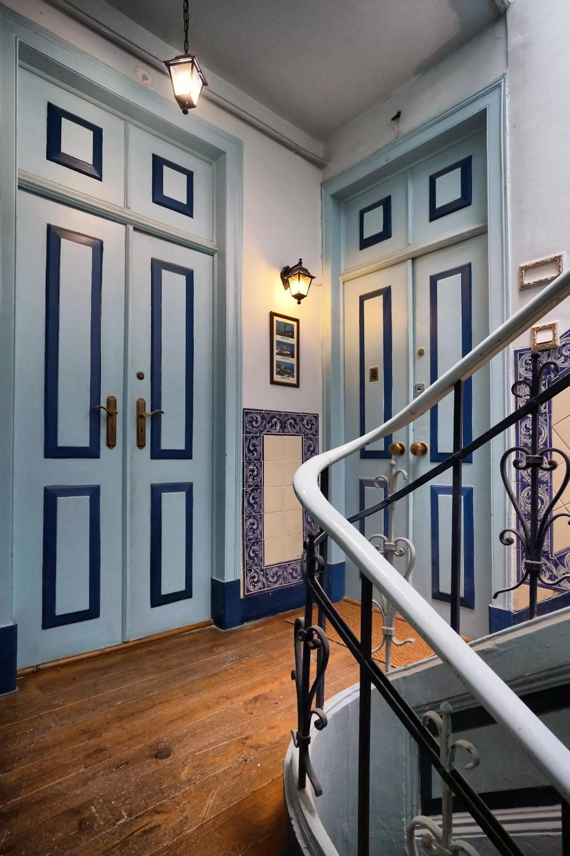 Facade/entrance in 1924