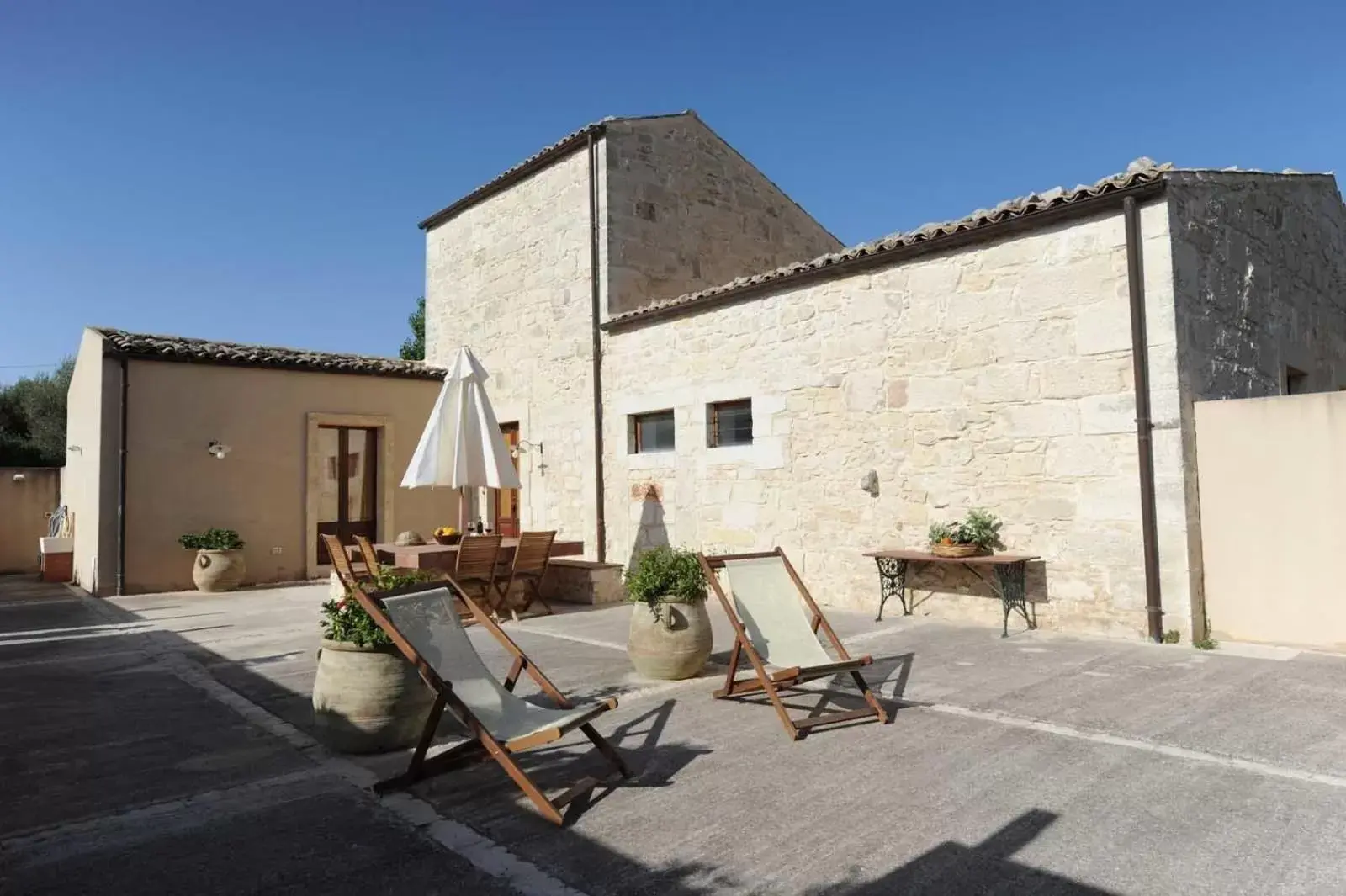 Two-Bedroom Villa in Relais Parco Cavalonga Two-Bedroom Villa in Relais Parco Cavalonga