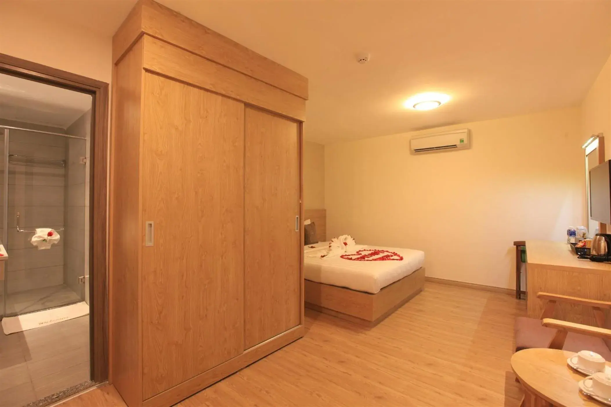 Superior Double Room in Minh Tam Hotel & Spa 3/2 Superior Double Room in Minh Tam Hotel & Spa 3/2