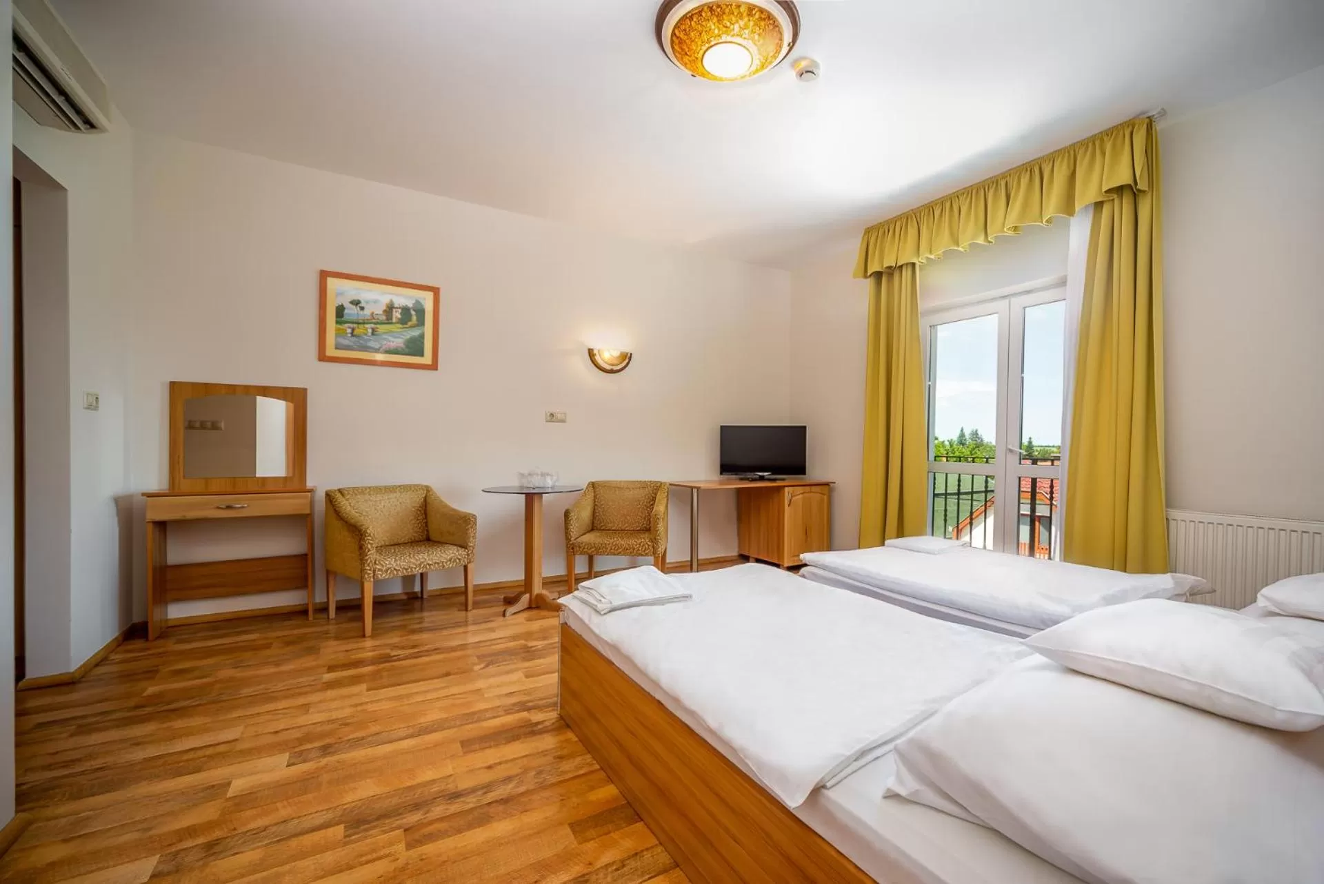 Photo of the whole room in Nefelejcs Hotel