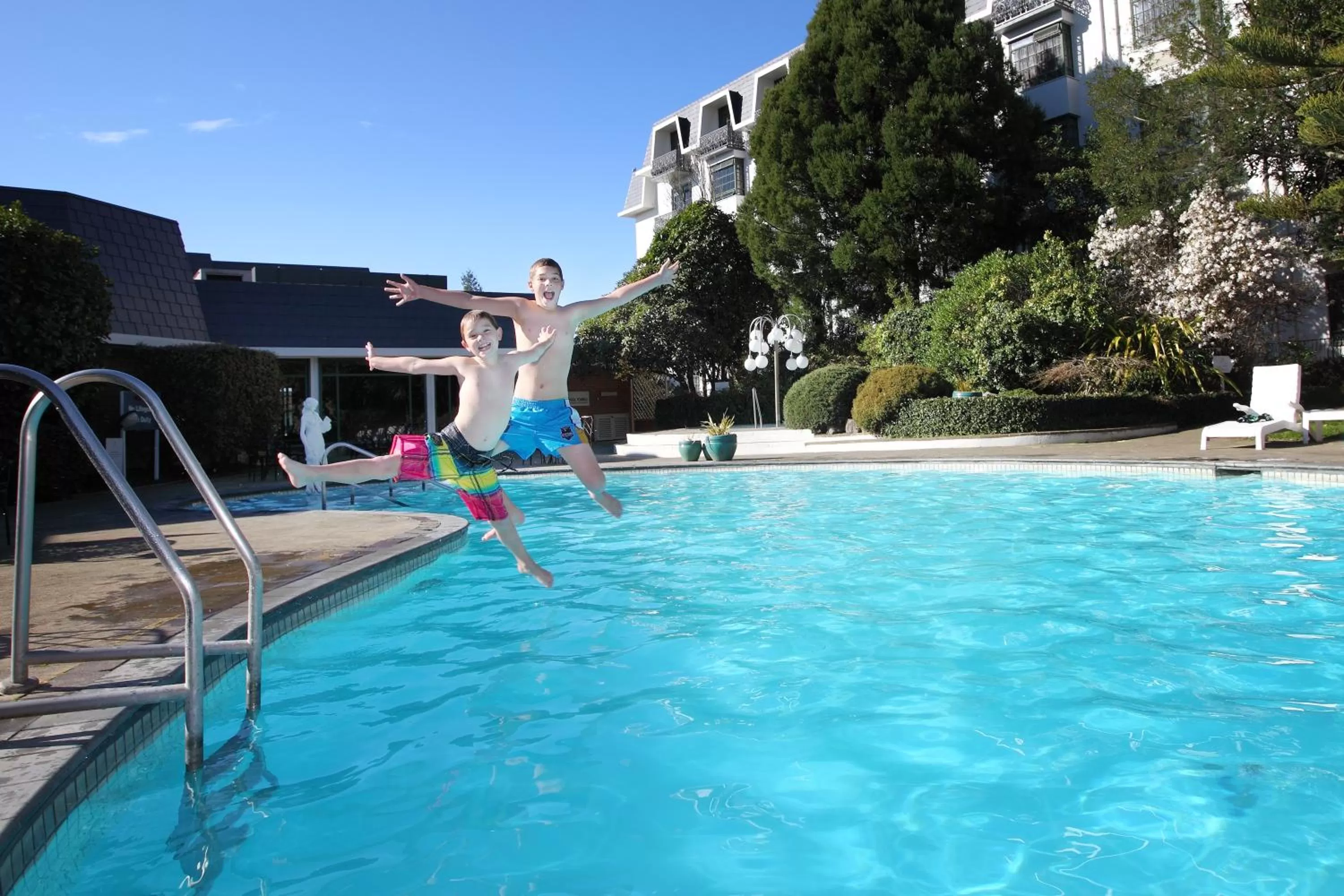 Swimming pool in Distinction Hotel Rotorua