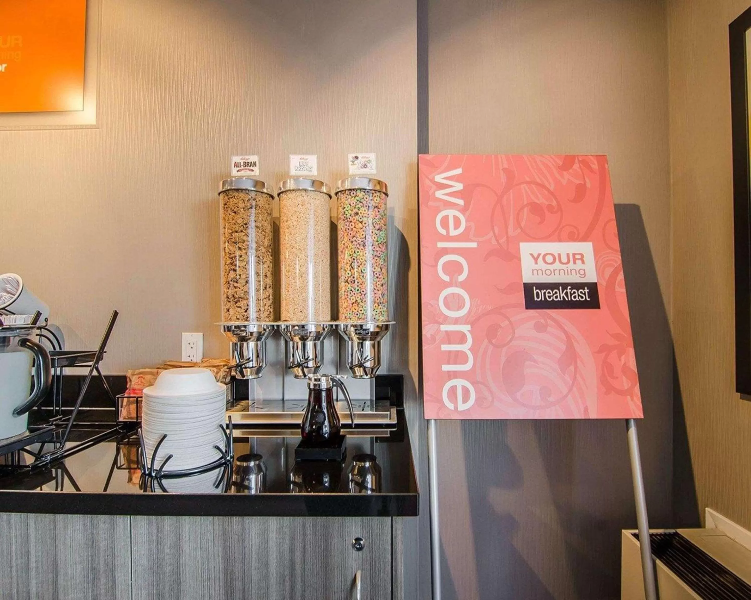 Restaurant/places to eat in Comfort Inn