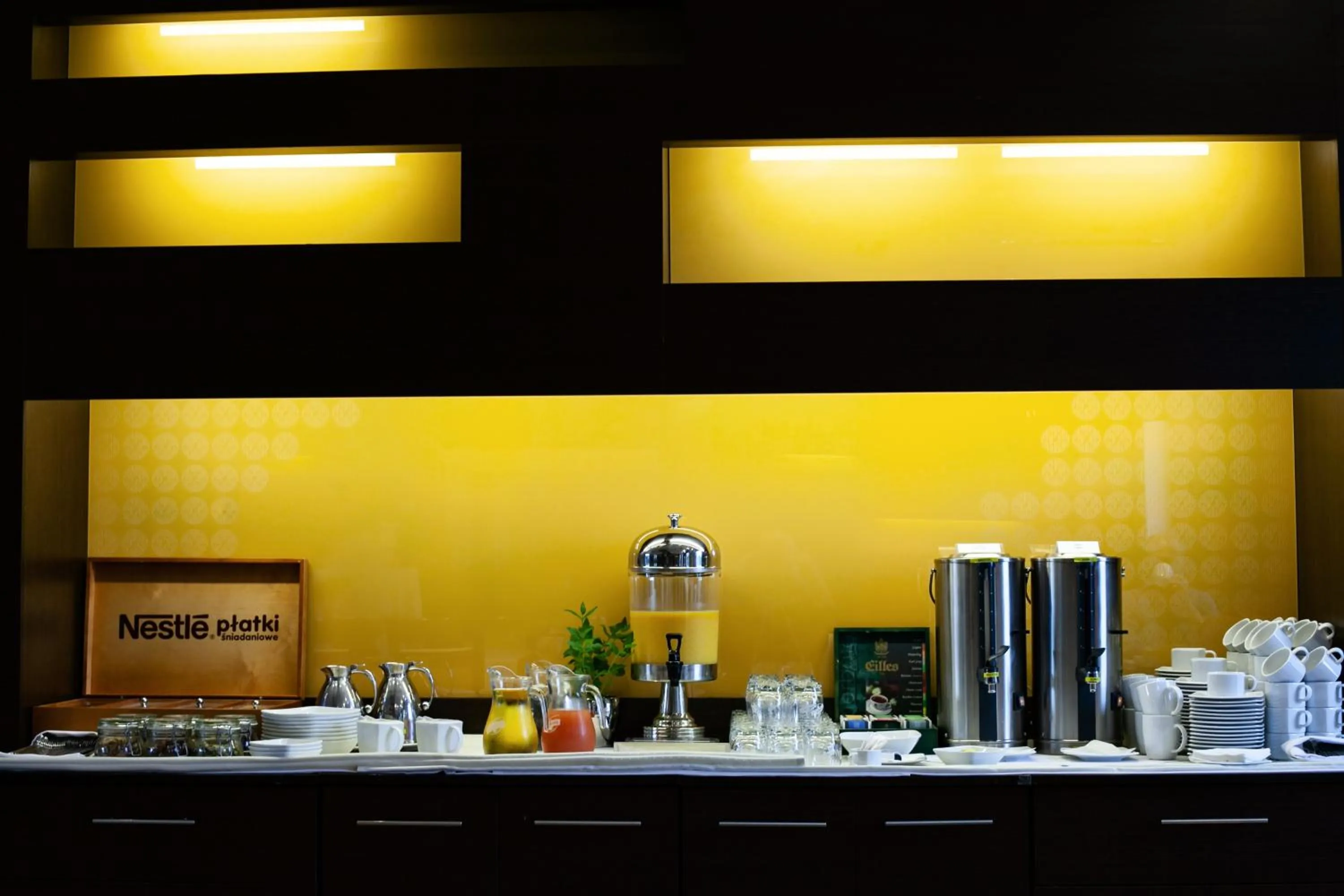 Food and drinks in Hotton Hotel